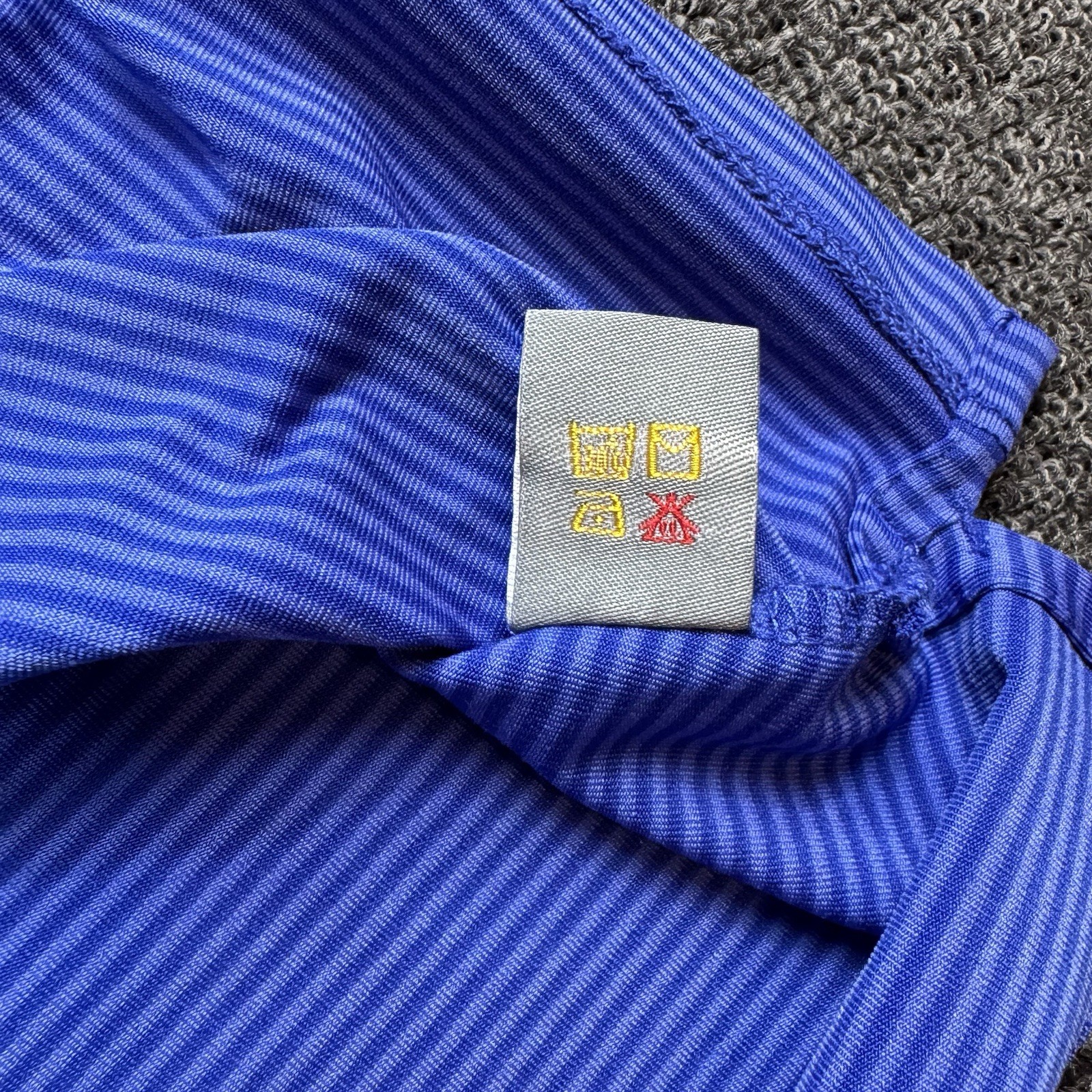 Greg Norman Play Dry Button Mid-Weight Shirt Women’s Medium
