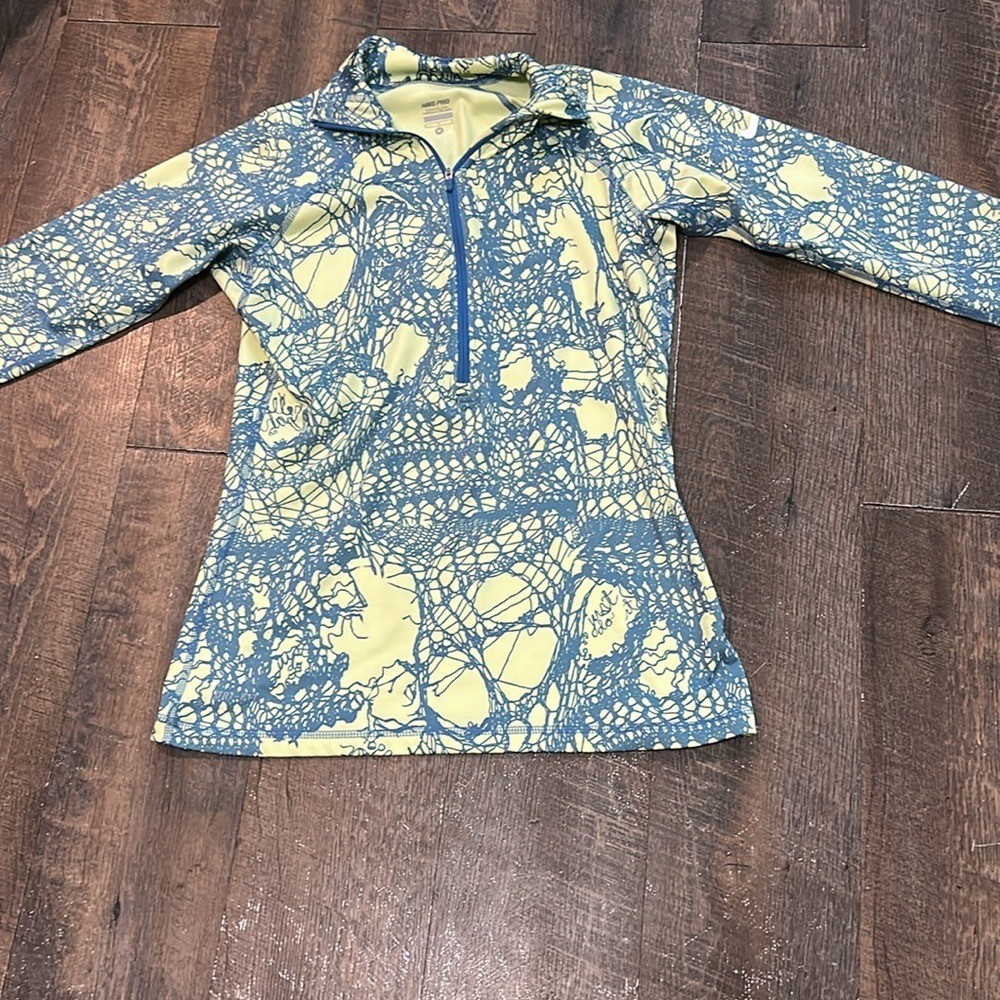 NIKE Pro Half Zip Pullover Womens Medium Yellow Blue Lace Hyperwarm Long Sleeve