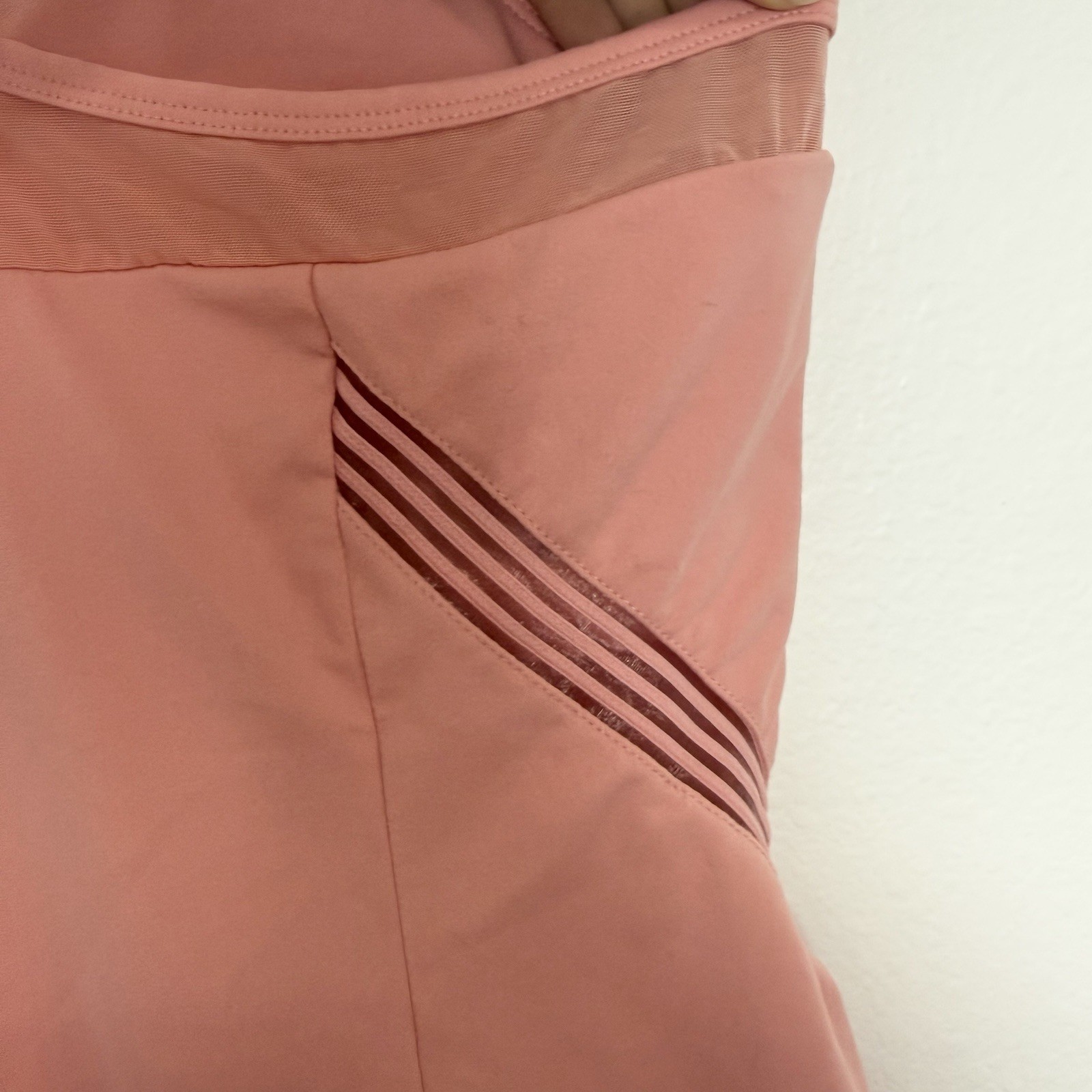Fabletics Large Tank Top Built in Bra Pink Peach Racerback Fitted Mesh Pilates