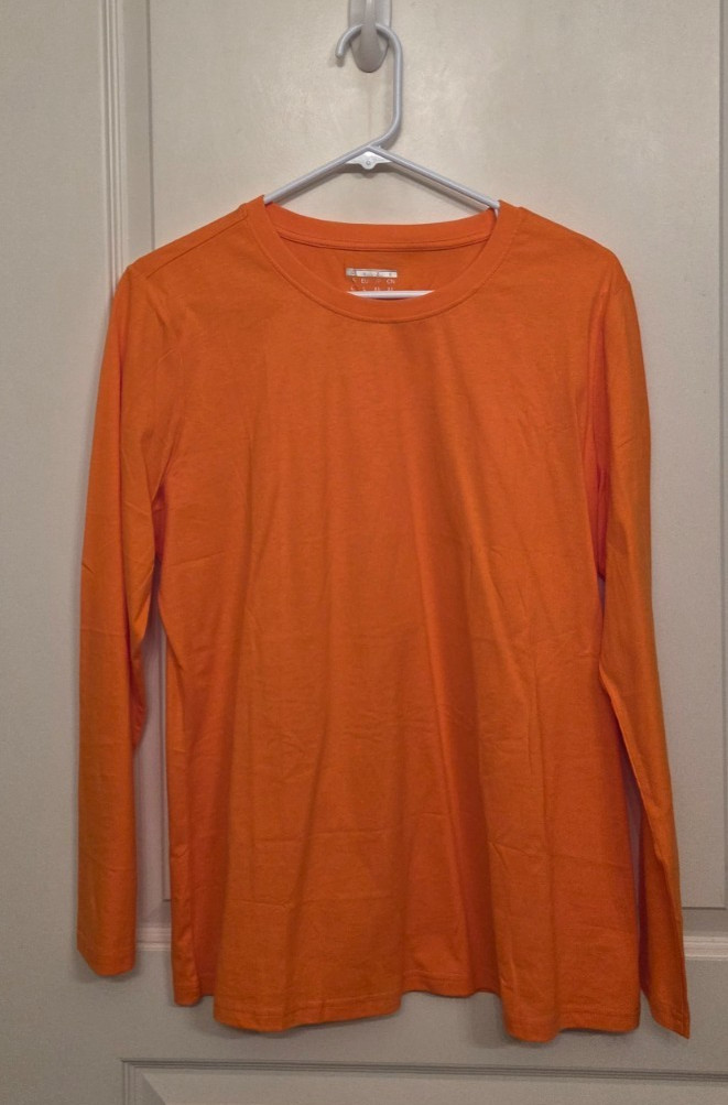 Women’s Athletic Active 100% Cotton Long Sleeve Comfy T Shirt – Never Worn L/XL