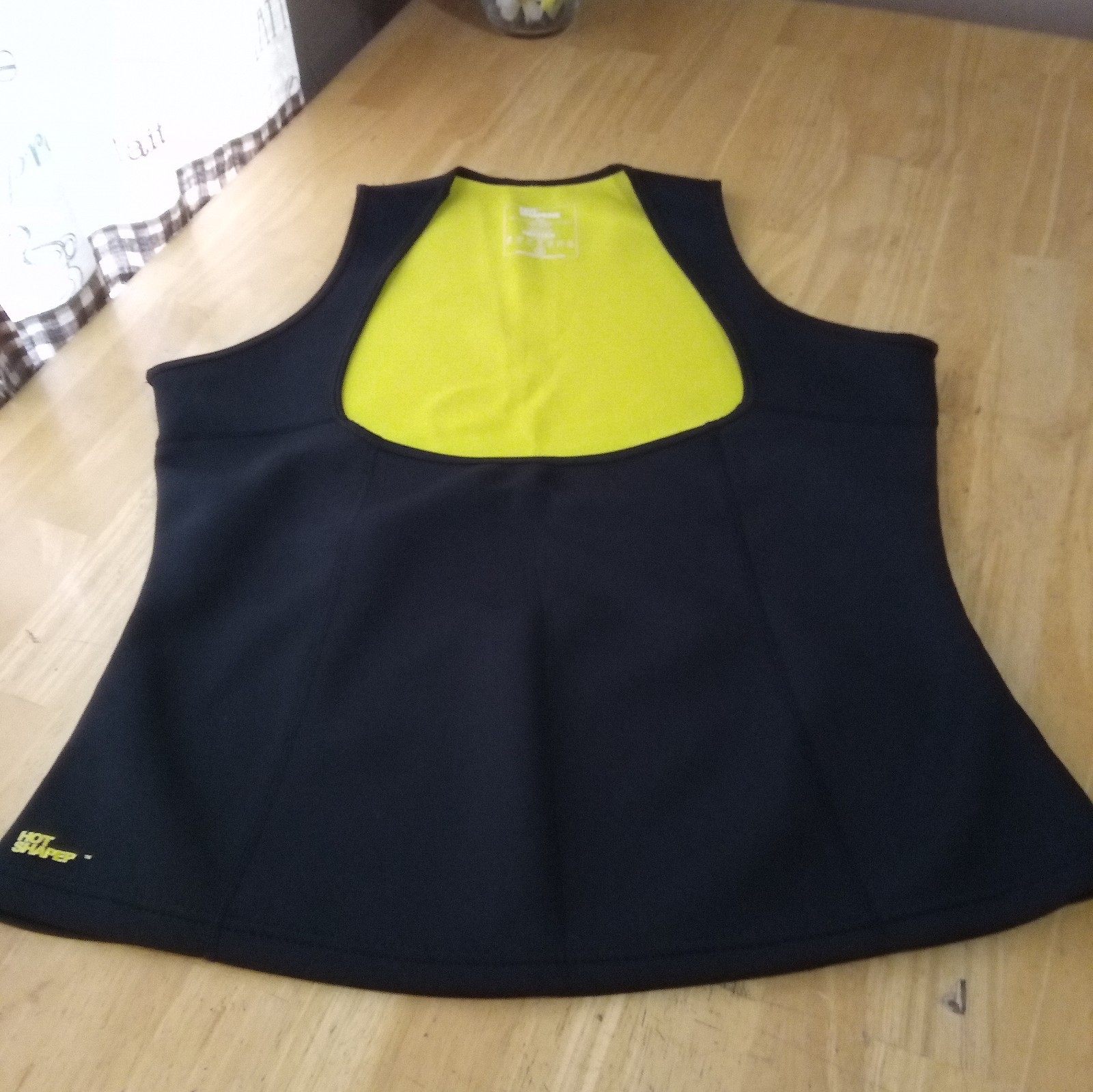Women’s NeoTex Hot Shapers Sleeveless Top Size 3X Black/Yellow
