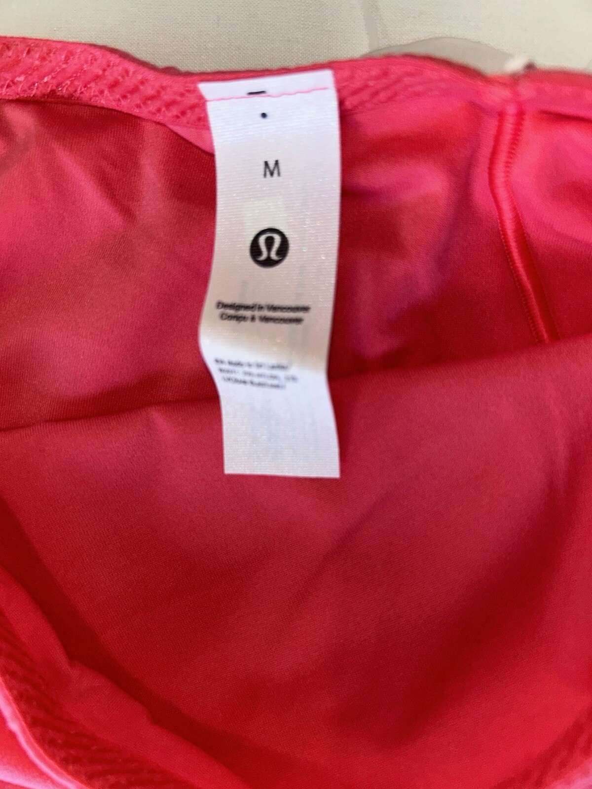 NWT🍒LULULEMON🍒MEDIUM🍒WUNDERMOST🍒NULU TUBE TOP🍒GLAZED PINK🍒HIP LENGTH🍒