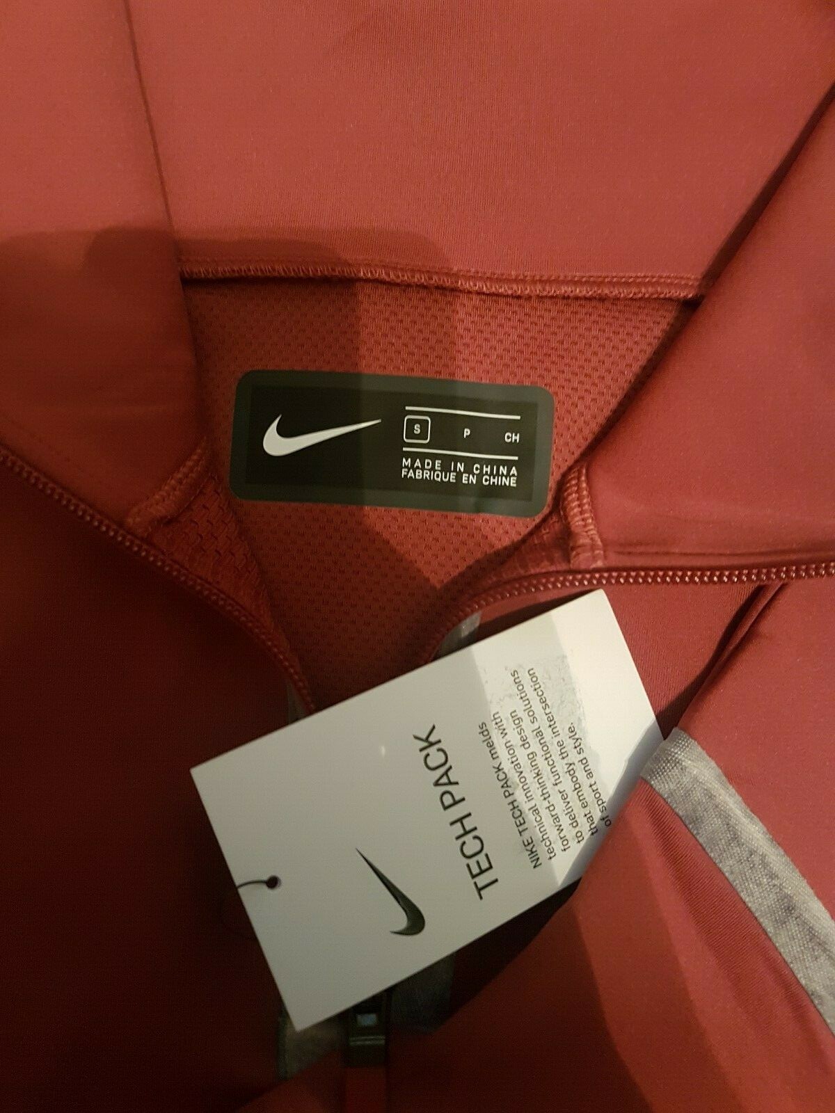 NIKE TECH PACK CITY READY 1/4 ZIP PULLOVER TOP JUMPER SIZE S (BV4061 661) CEDAR