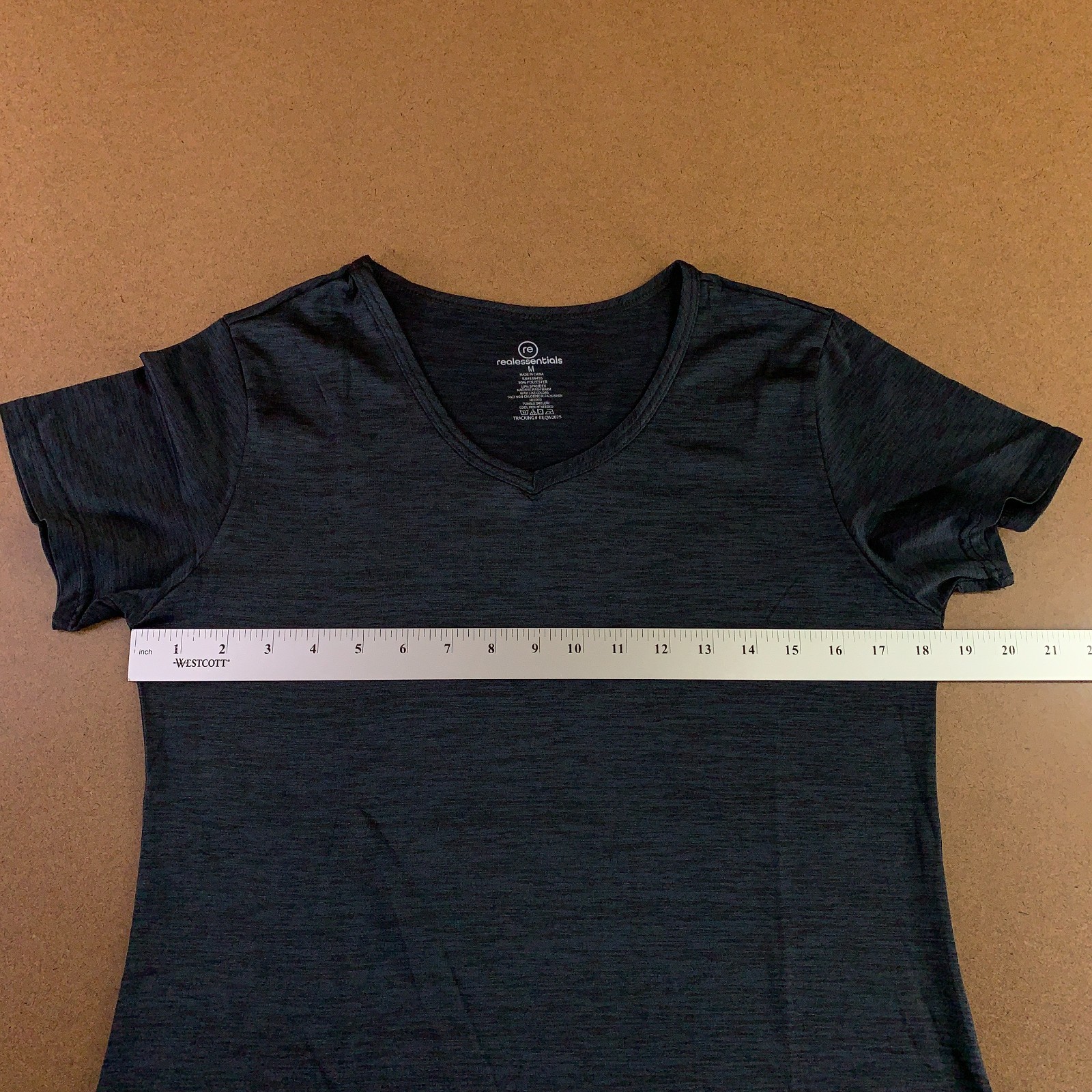 Real Essentials Womens Size Medium Charcoal Short Sleeve V Neck Active Tee New