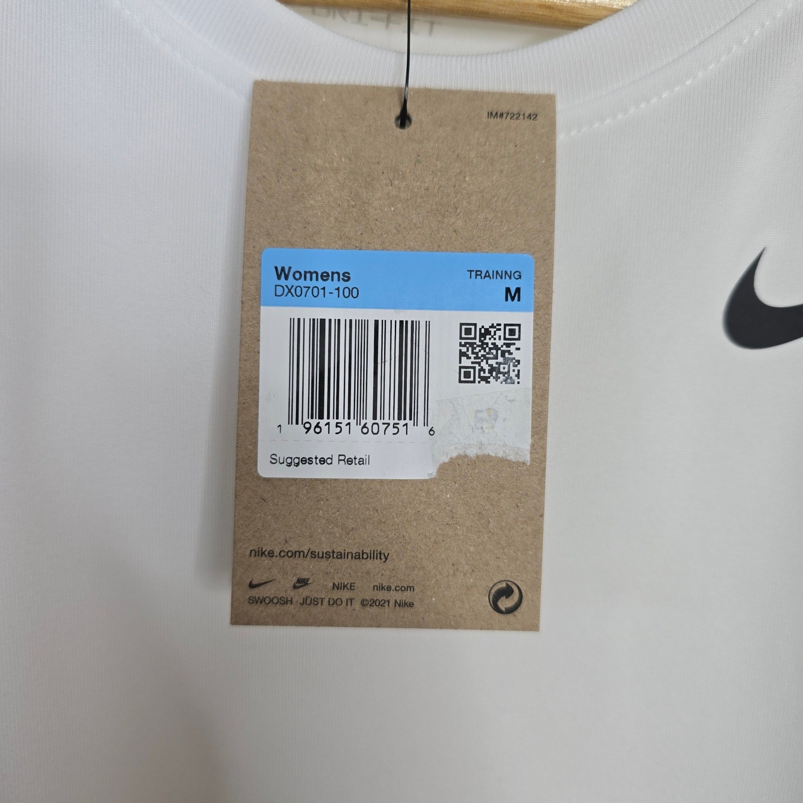 Nike Womens Dri-FIT Training Tank Top White DX0701-100 Size Medium NWT
