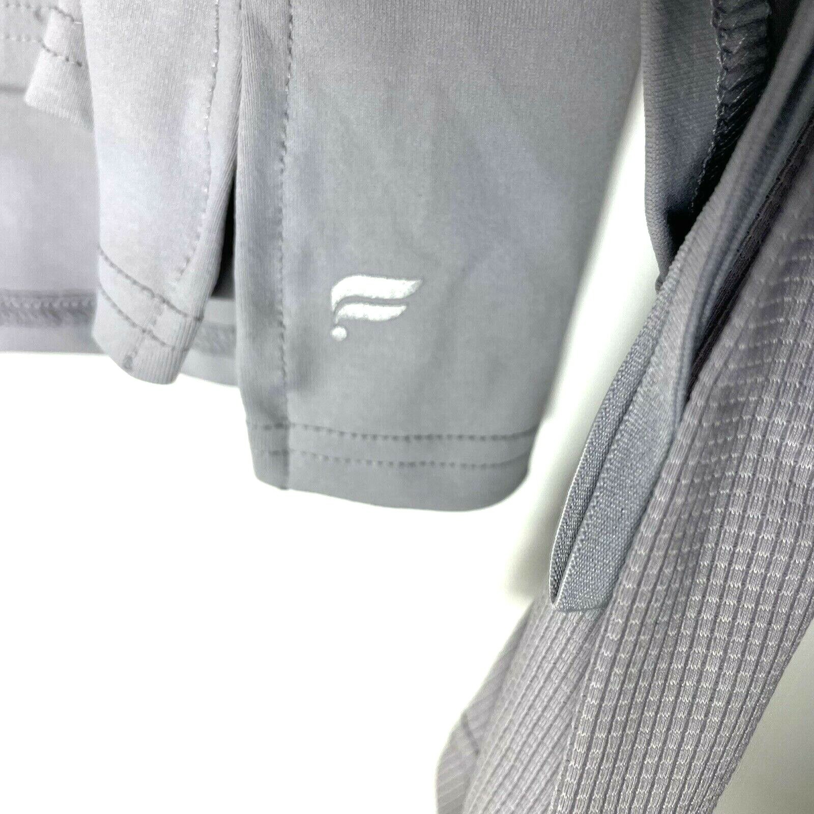 Fabletics Top Size Large Adjustable Long Sleeve Gray Cinch Sleeve Thumbholes