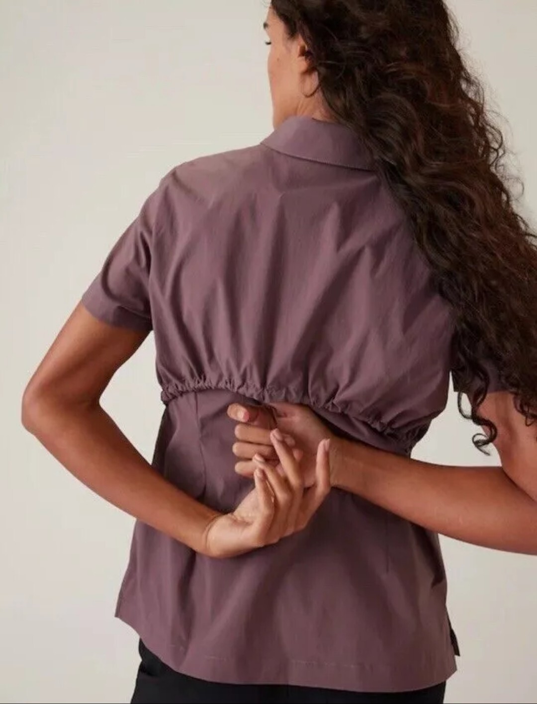 Athleta Advantage Cinch Top Medium Purple Short Sleeve Full Zip Vented 533014-02