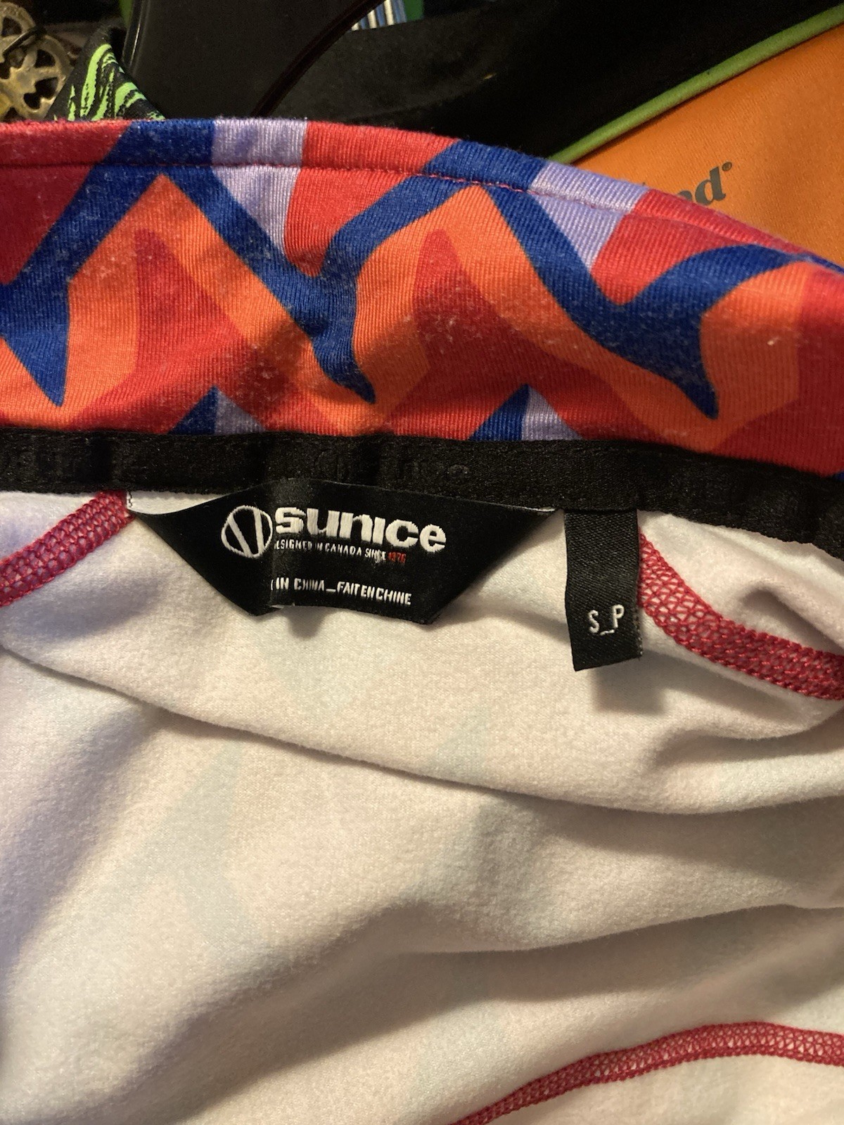 SUNICE Ski Lodge II Stretch 1/2 Zip Pullover-Vibrant Zig Zag Geometric-Sz S-EUC