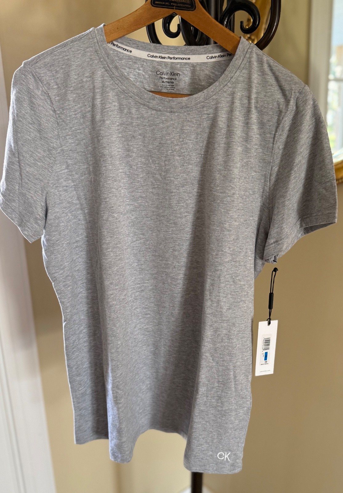 CALVIN KLEIN PERFORMANCE New! Gray Short Sleeve Cotton Athleisure Tee Top NWT XL