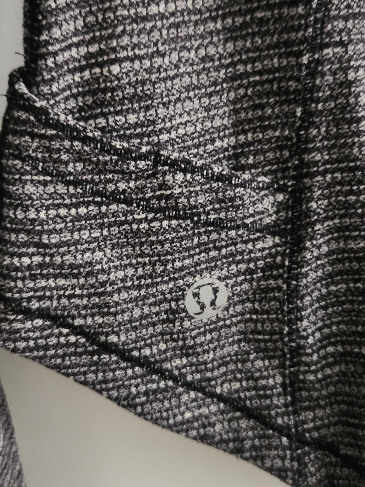 Lululemon Base Runner 1/2 Zip Heather Herringbone Black High Neck Womens Sz 4