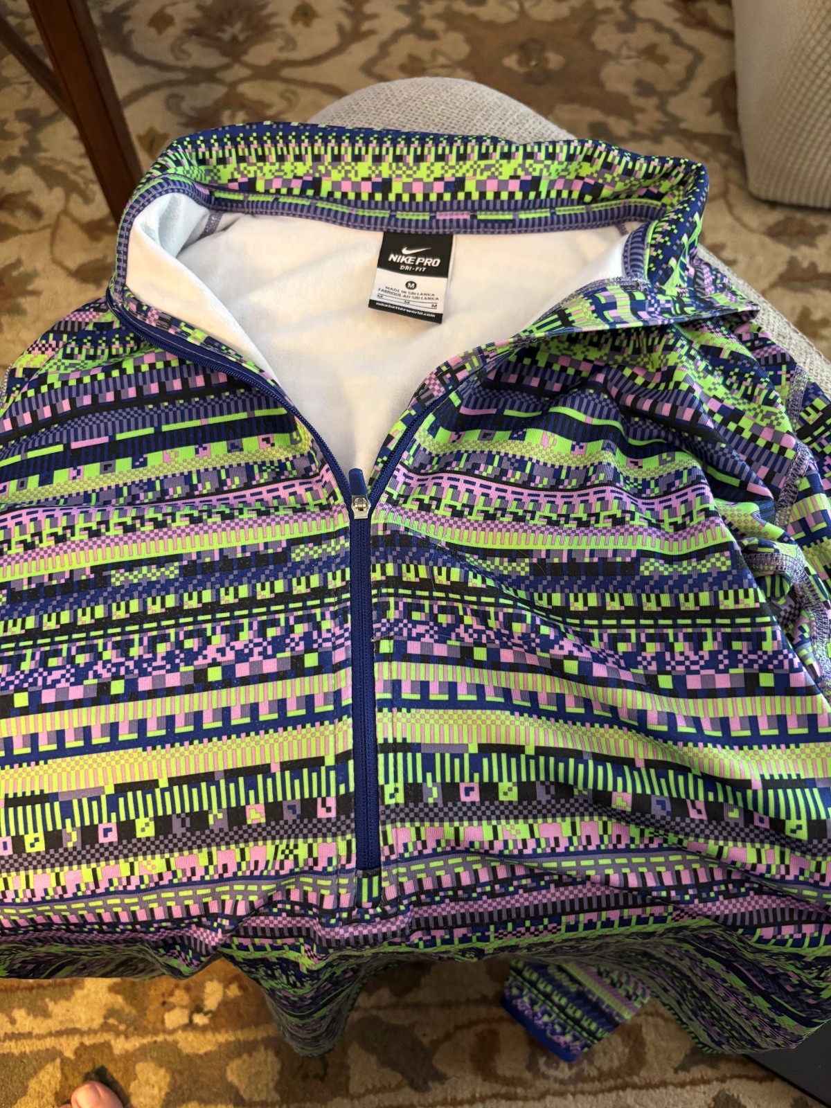 Nike Pro Dri-Fit Women Medium Quarter Zip Pullover Purple Green Blue (Exc. Cond)