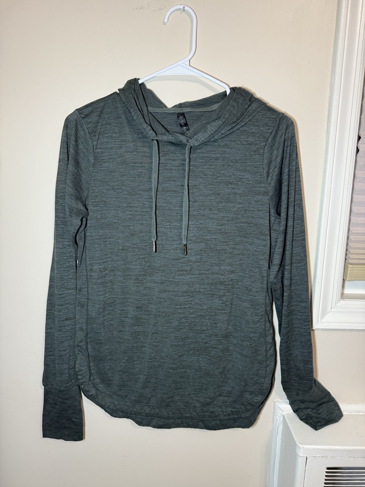 GAIAM Dark Green Activewear Hooded Top Long Sleeved Shirt Size Small