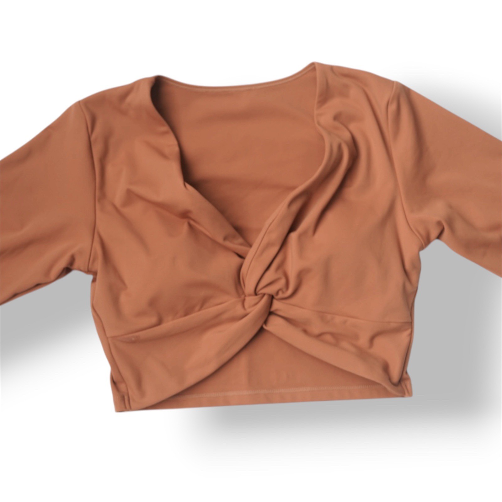 🍑 PChee Bum (M) Rust Twist Long Sleeve Crop Top, Sports Bra, Medium