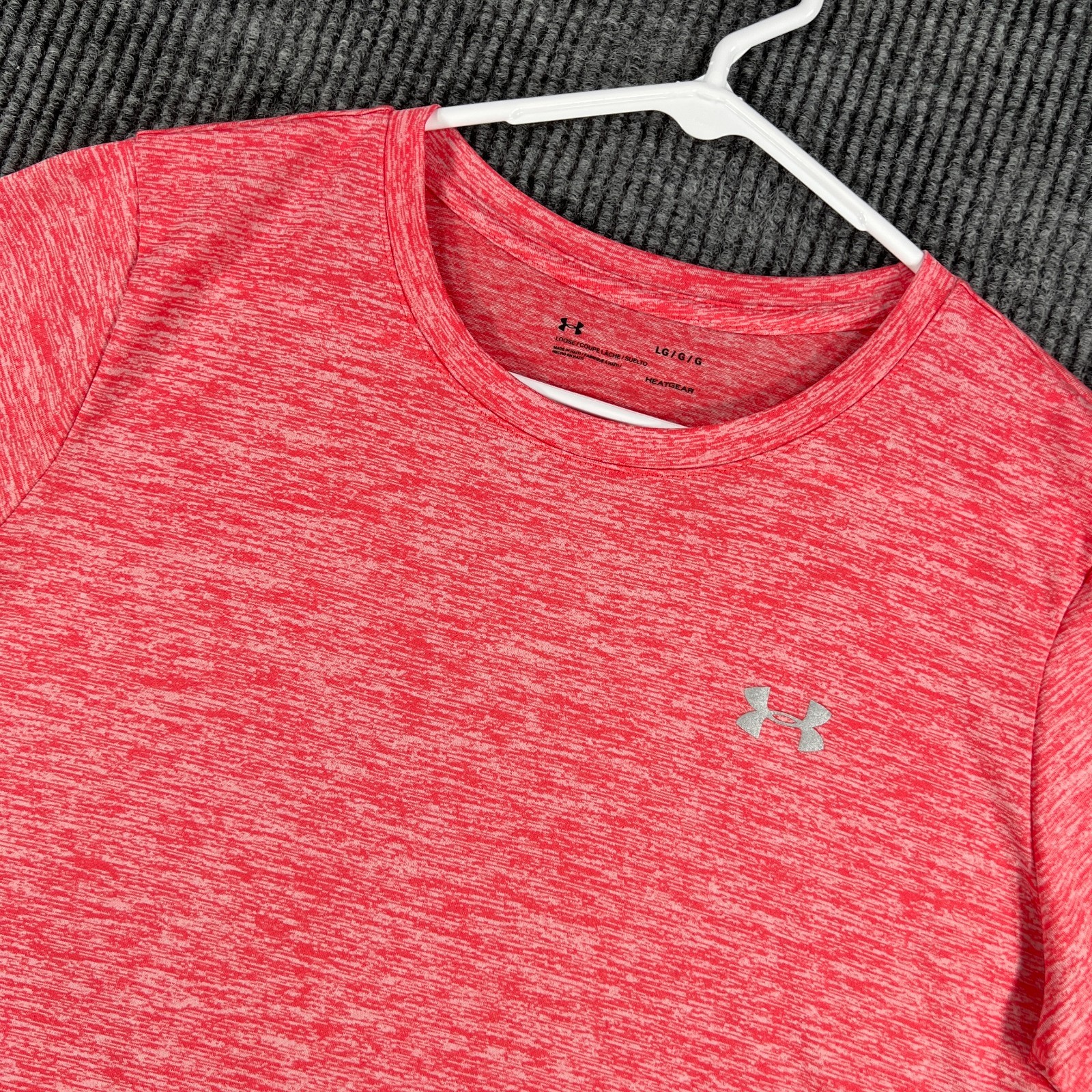 Under Armour Shirt Womens Large Pink Short Sleeve Heat Gear Loose Fit Workout