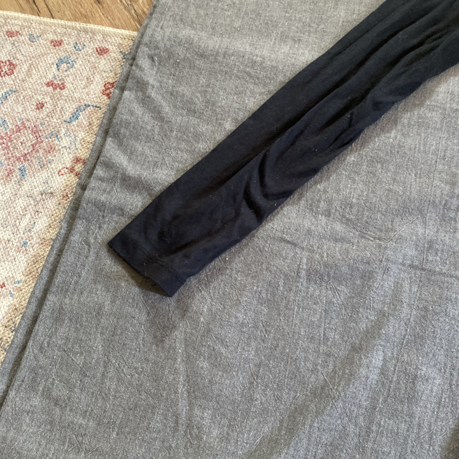 Fabletics Black Long Sleeve Top Size Small Workout Lounge Long Back Sexy