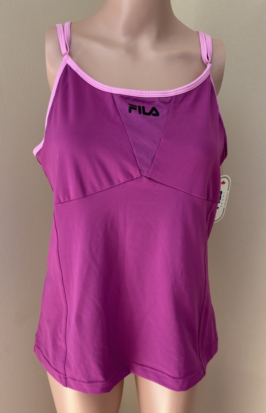 NWT Woman’s Fila Performance Sport Top Large Wicking Technology & Sport Pocket