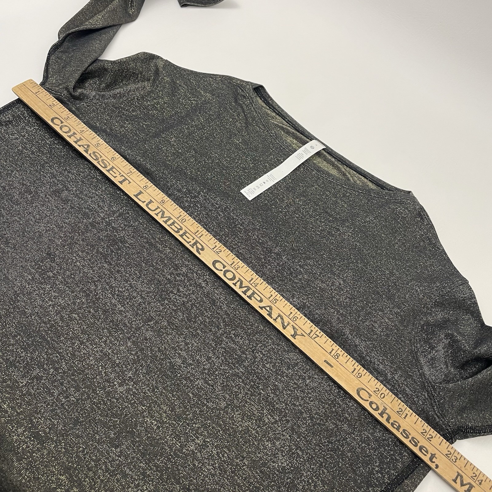 Lululemon Back in Action Long Sleeve Athletic Sporty Shirt Sparkle Black Gold 4