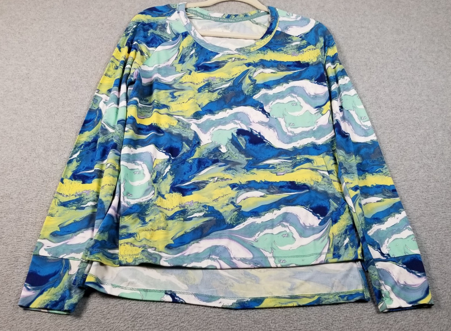NEW Jones New York Activewear Top Women’s Small Swirls Waves Long Sleeve Stretch