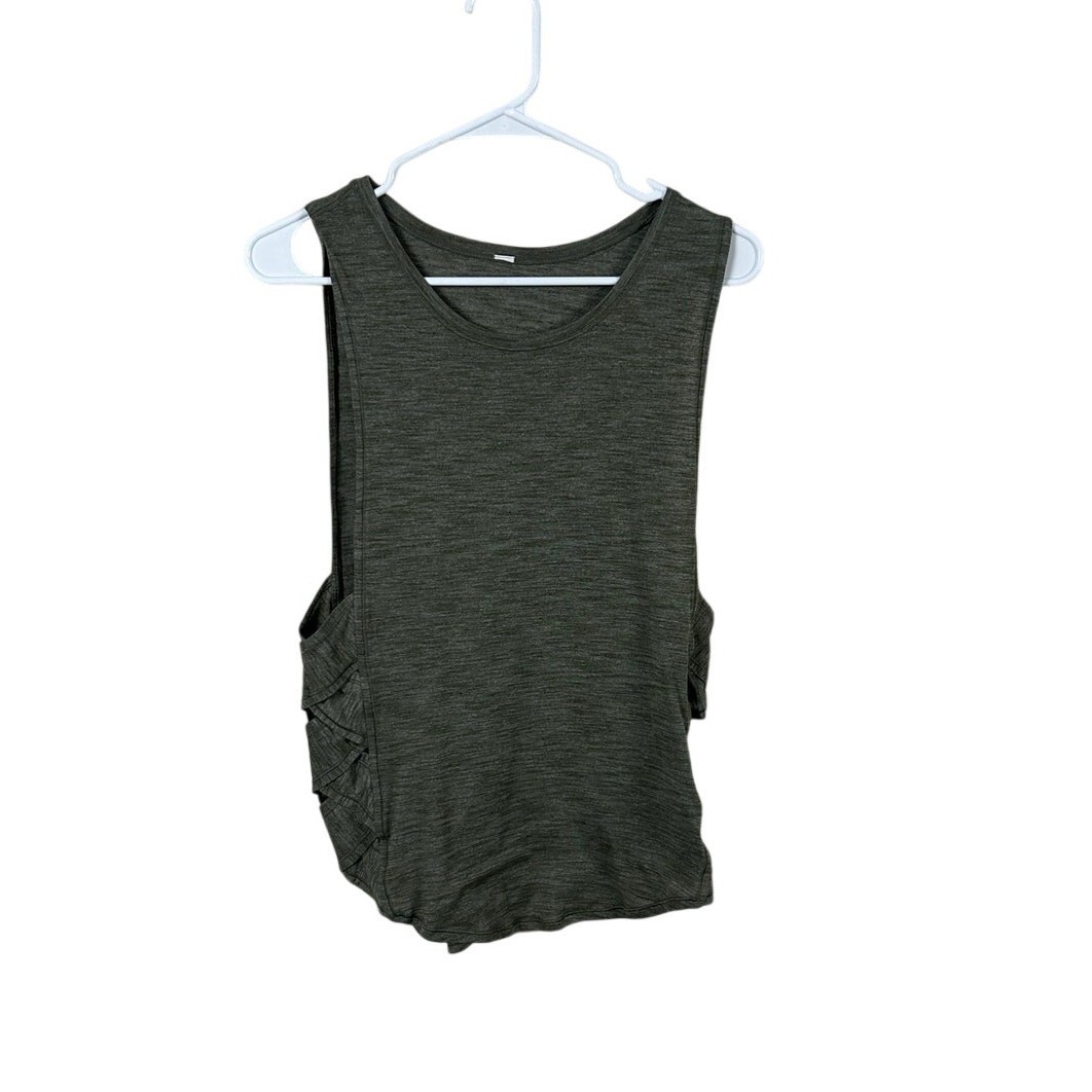 Lululemon Var-City Muscle Tank in a forest green side lace-up details size M
