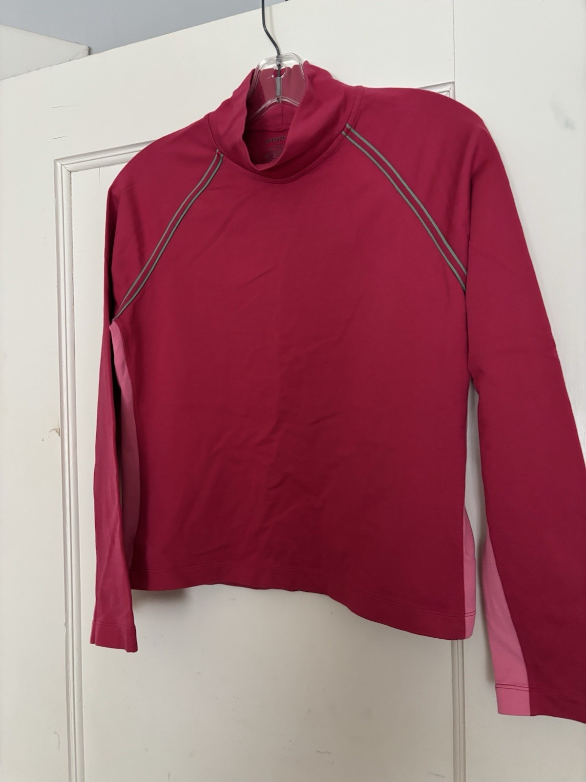 DANSKIN Women’s Long Sleeve ToP MEDIUM Cotton Nylon Blend Two-Tone Mock Neck