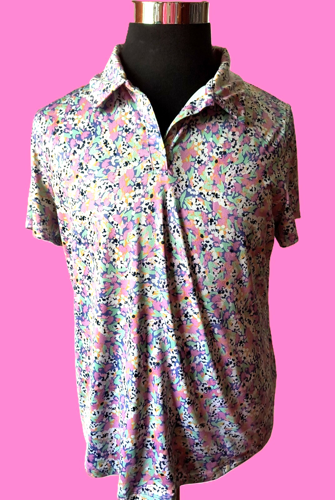 Women’s Tek Gear Workout Gear Size Large Multicolor Floral Pullover Short Sleeve