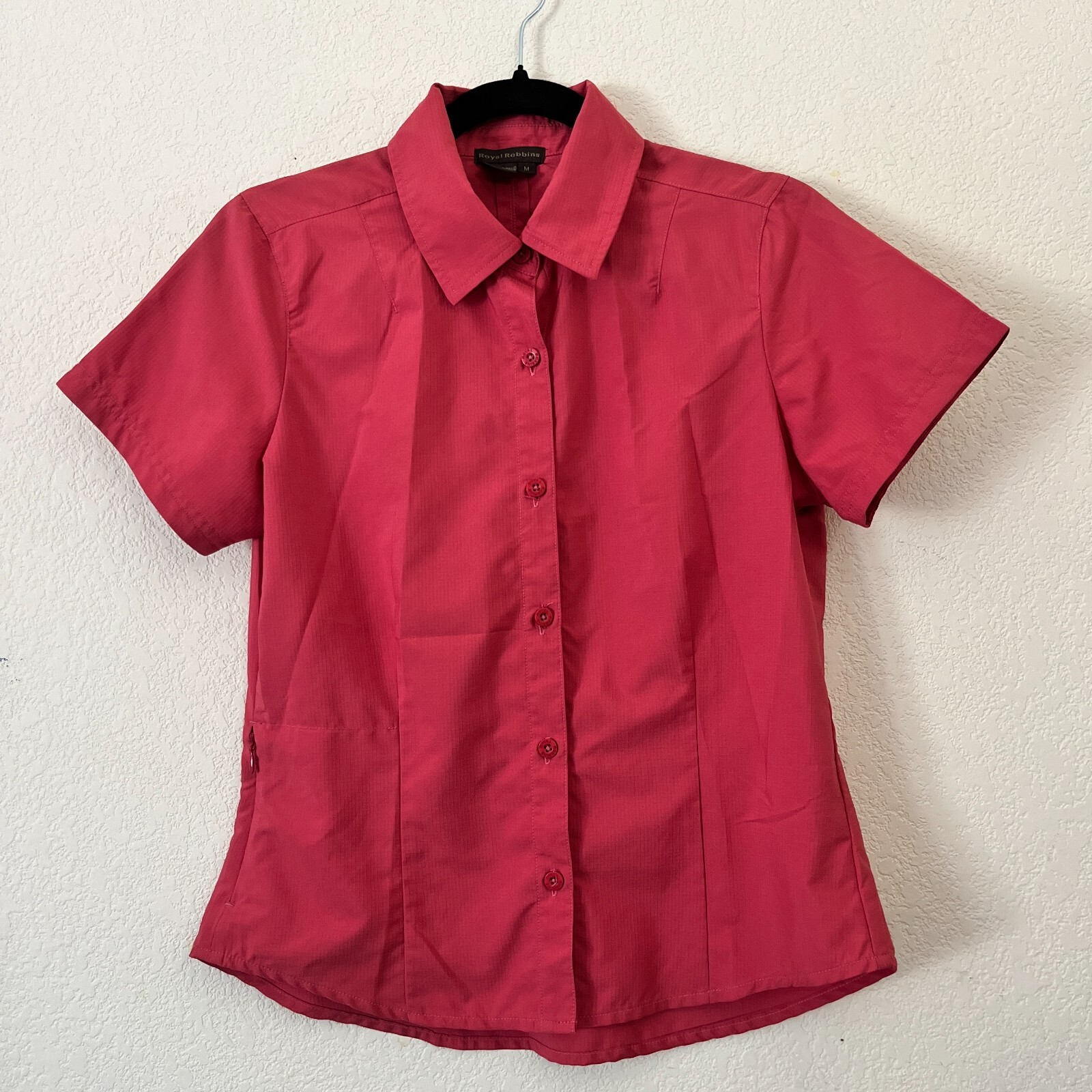Royal Robbins Womens Coolmax Button Up Shirt Medium Red Short Sleeve Zip Pocket