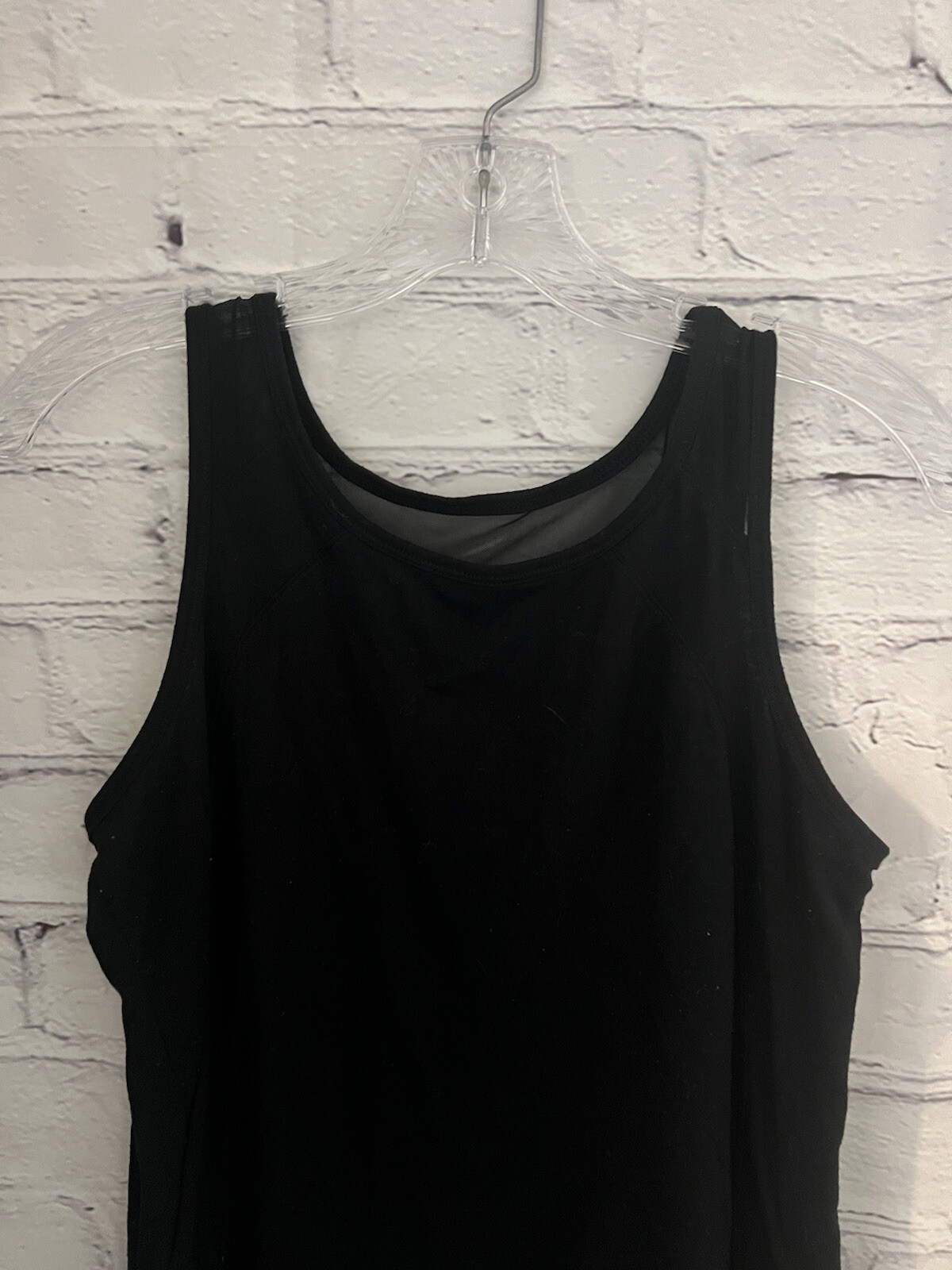 Zone Pro Solid Black Activewear Tank Top Poly/Rayon/Spandex Women’s Size Small
