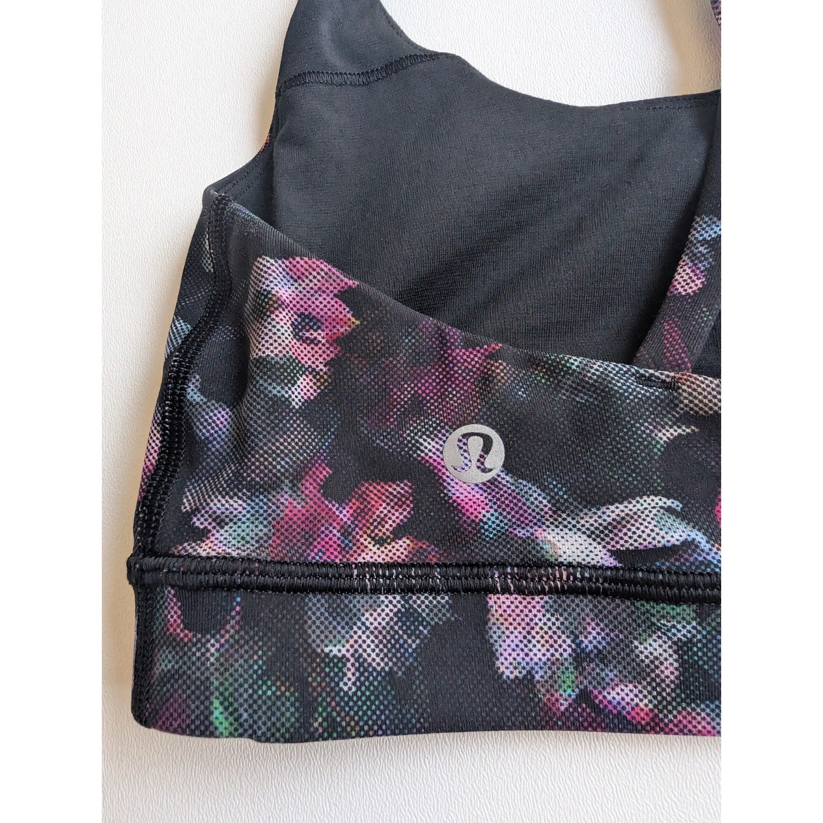 Lululemon ENERGY BRA Size 6 LW2AYSS Black Floral Print No Pads Included