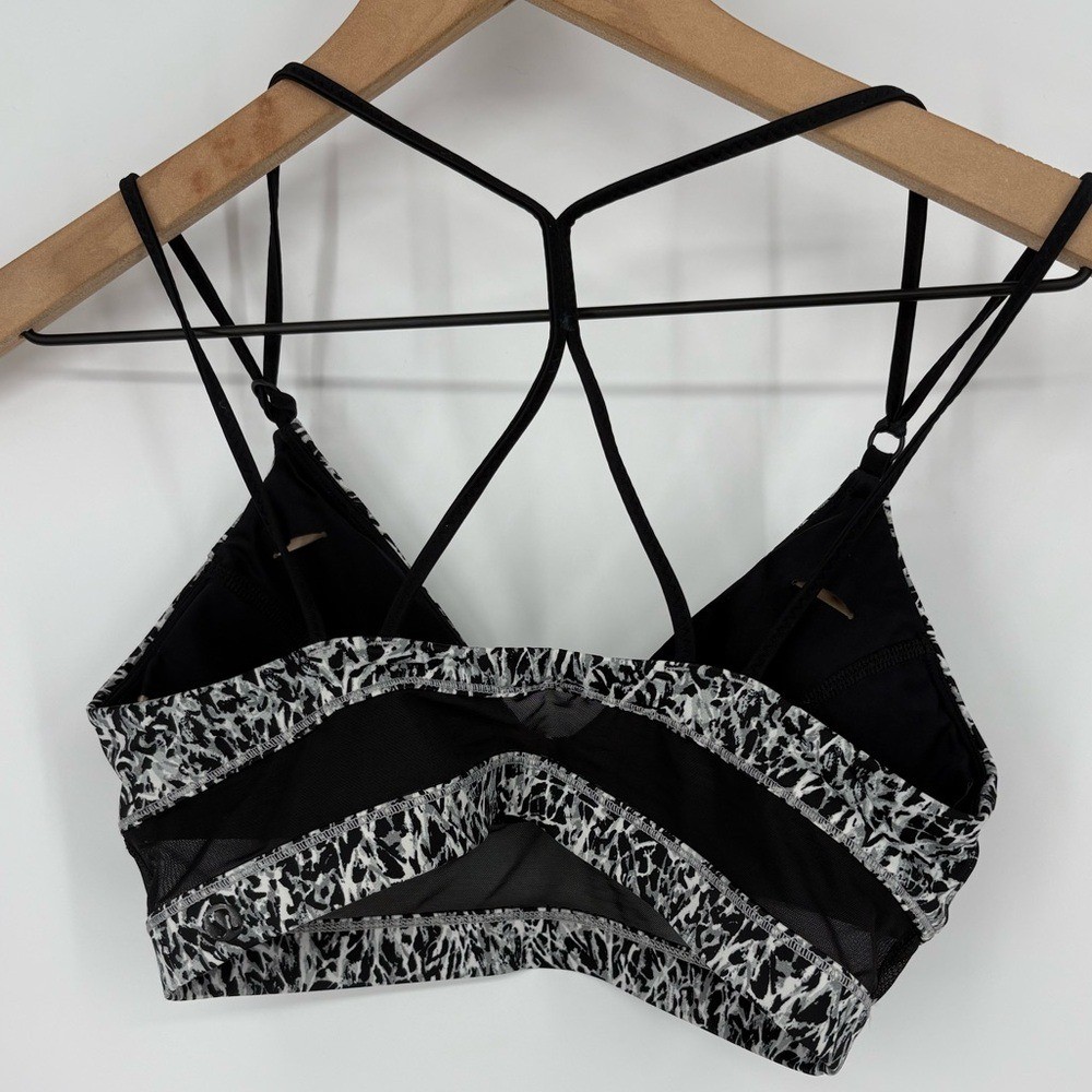 Lululemon Go With The Flow Top Iced Wave White Black / Black
