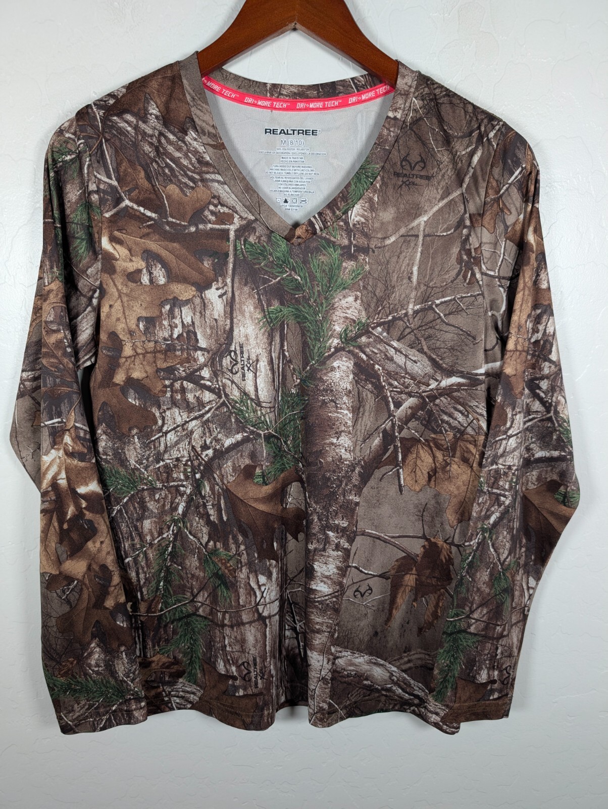 Realtree Tee Shirt Women Top Medium 8-10 Dri-More Tech Long Sleeved Camo Hunting