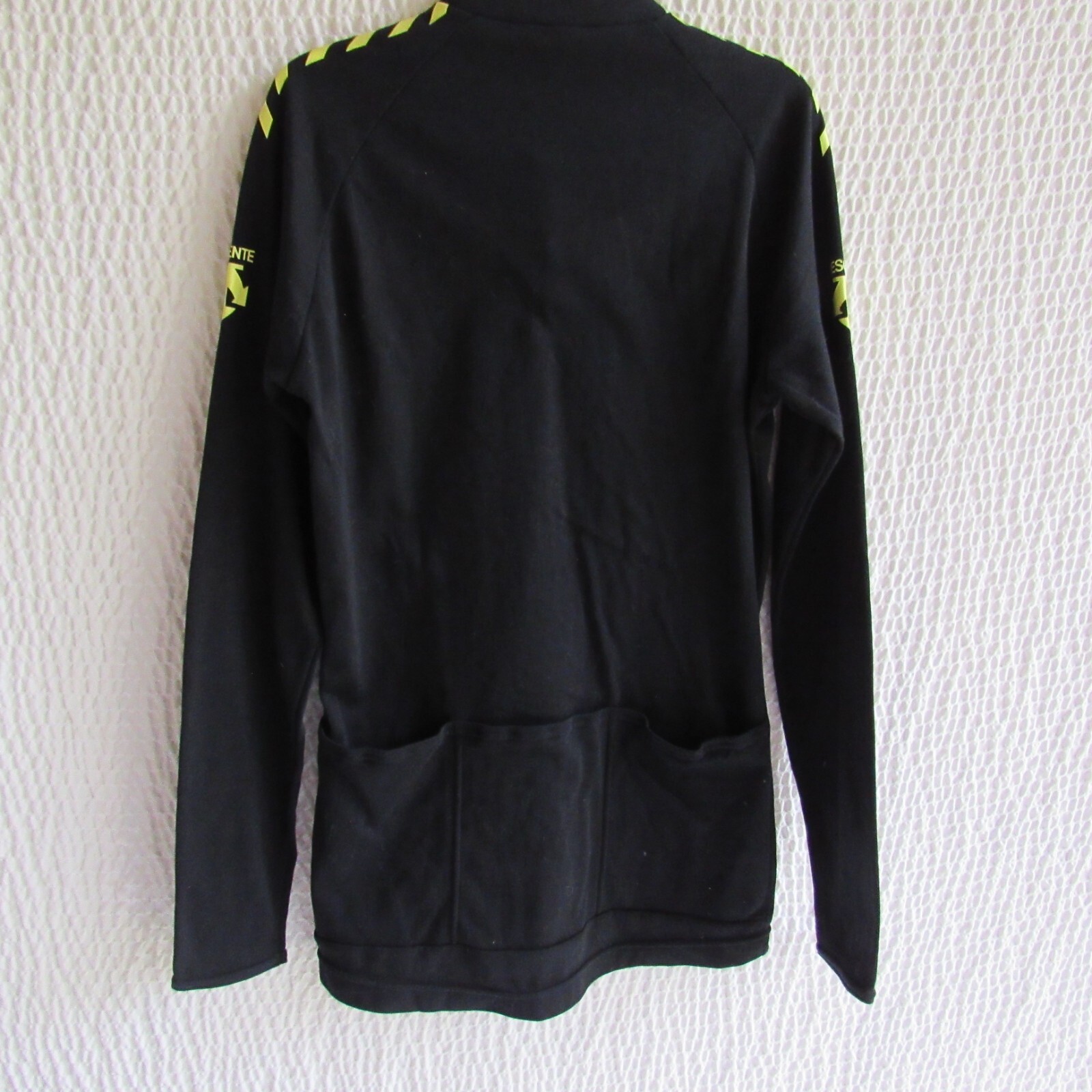 Descente Pullover Biking Top Small Long Sleeve Black Yellow Riding Quarter Zip