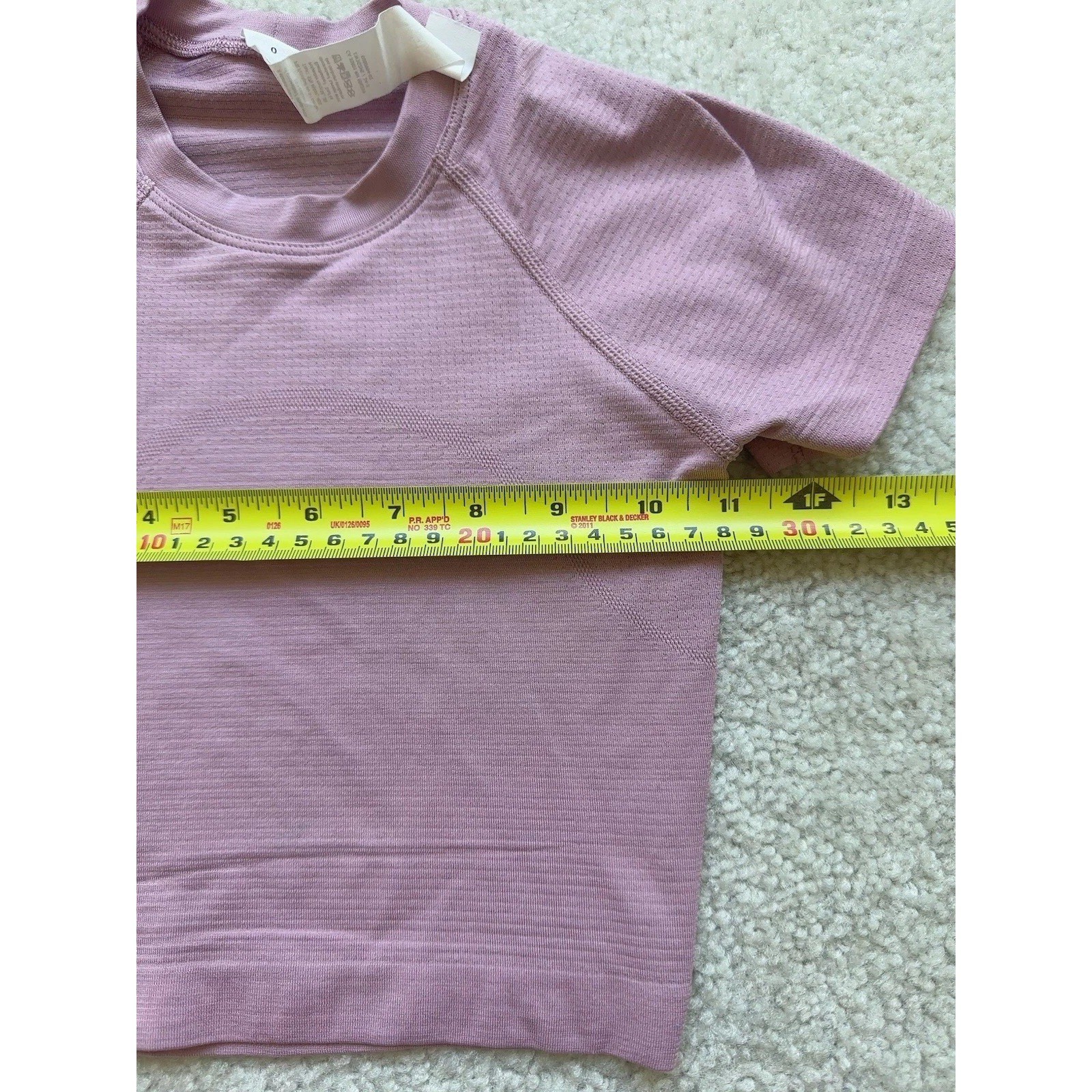 Lululemon 3 PC – 1 Swiftly Tech Cropped Shirt 2.0/ 2 HR Leggings Size 0