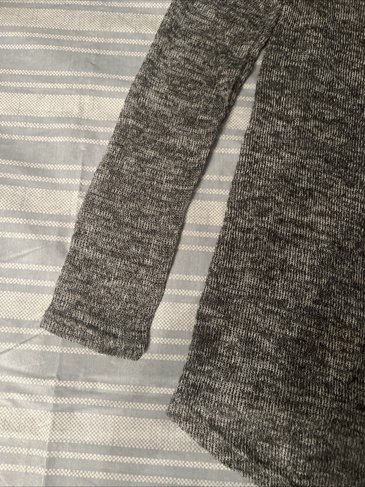 Sofra Womens Gray Open Cardigan. Size Small NWT