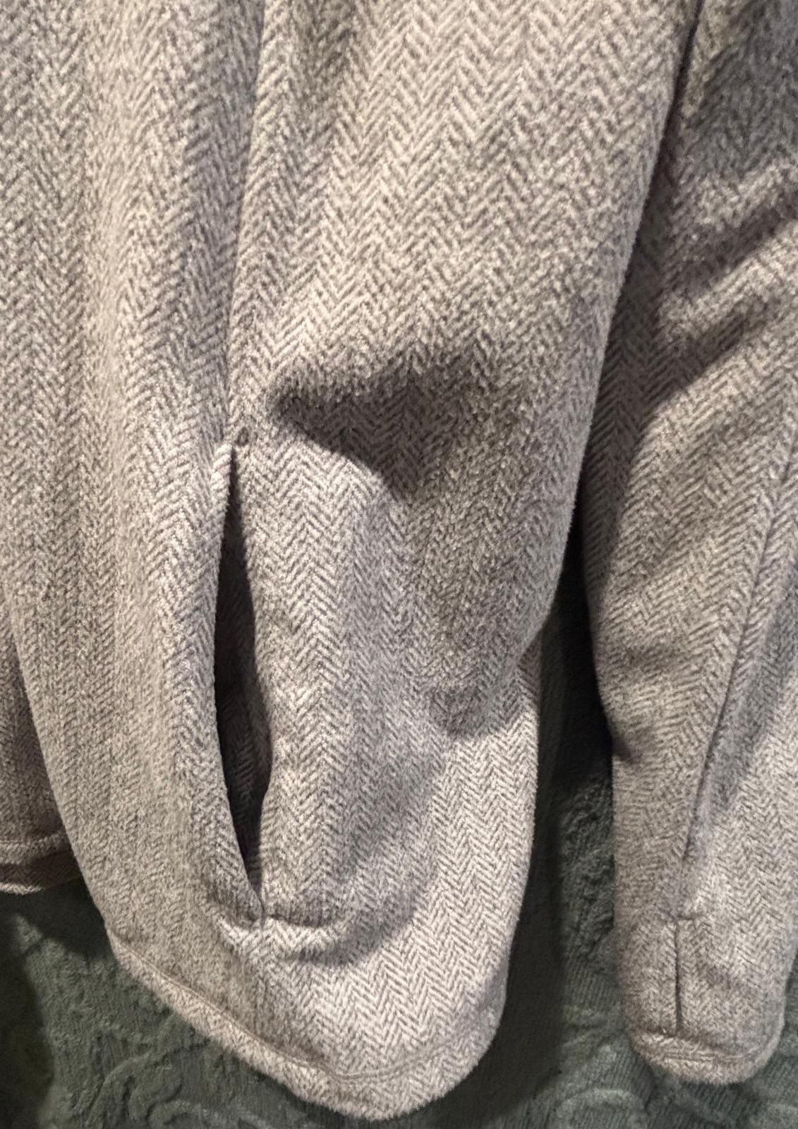 Kyodan Performance 1/4 Zip Pullover Gray Herringbone Women’s Size XL Thumbholes