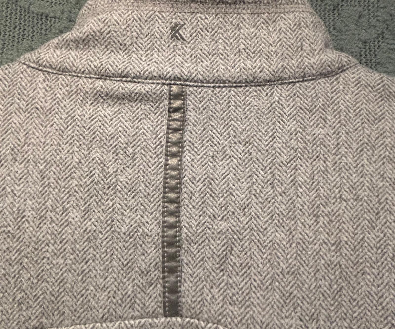 Kyodan Performance 1/4 Zip Pullover Gray Herringbone Women’s Size XL Thumbholes