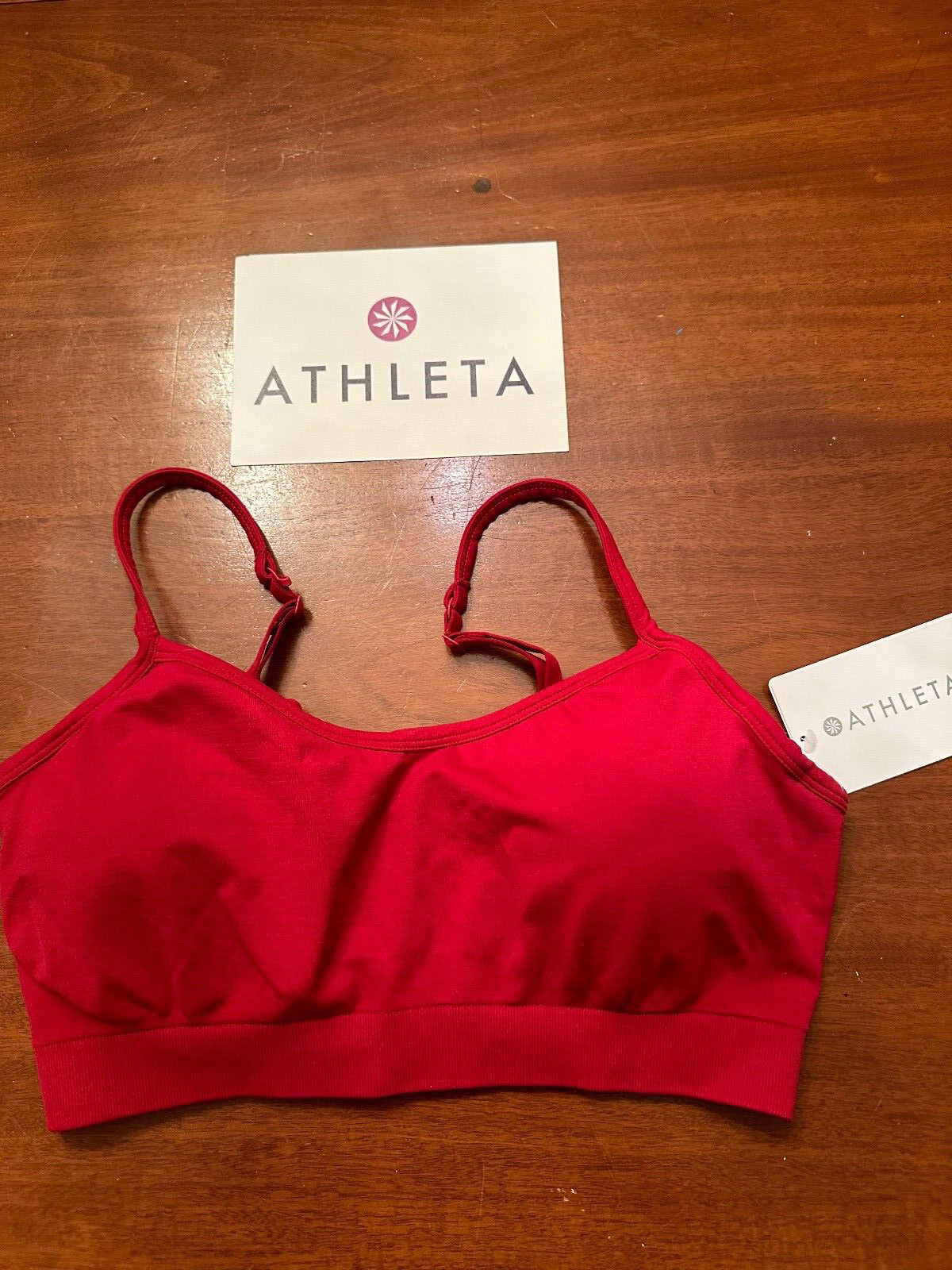 NEW $49.00 ATHLETA Renew BRA D-DD in CANDY RED adjustable straps Womens M Medium