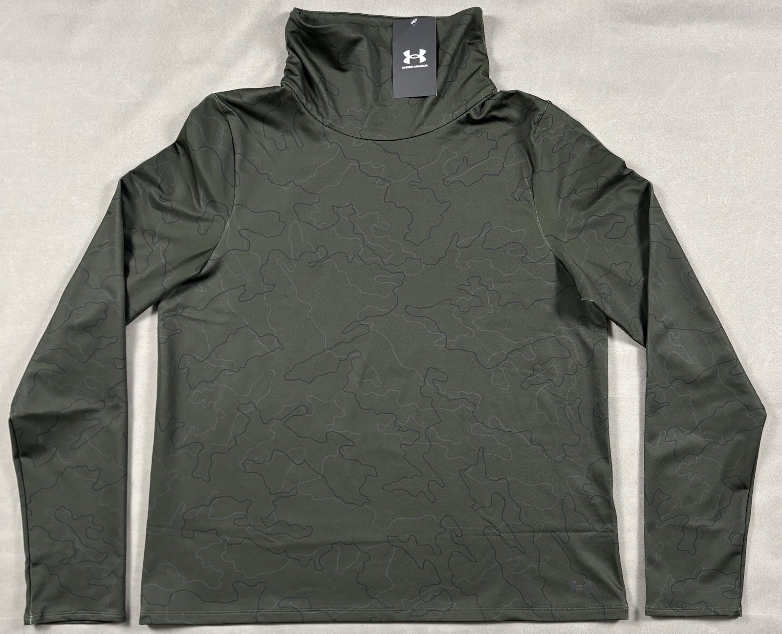 UNDER ARMOUR Cold Weather Funnel Neck Long Sleeve Shirt Camo Women’s Size L NWT
