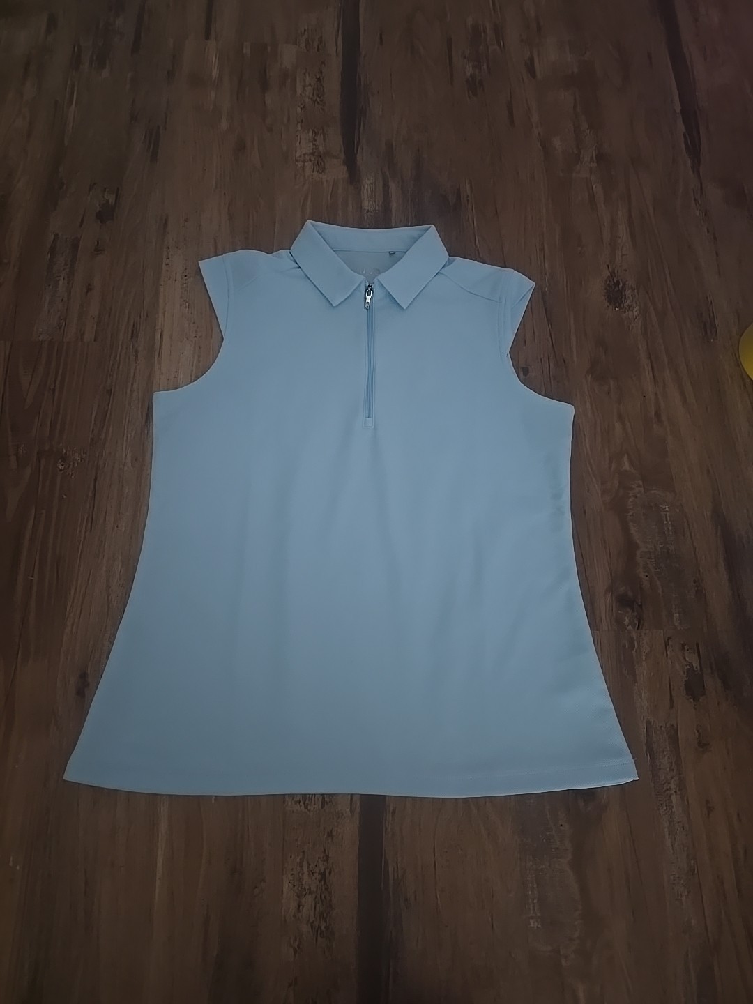 Nivo Sports Womens SleevlessTop Size LG BLUE Zip activewear