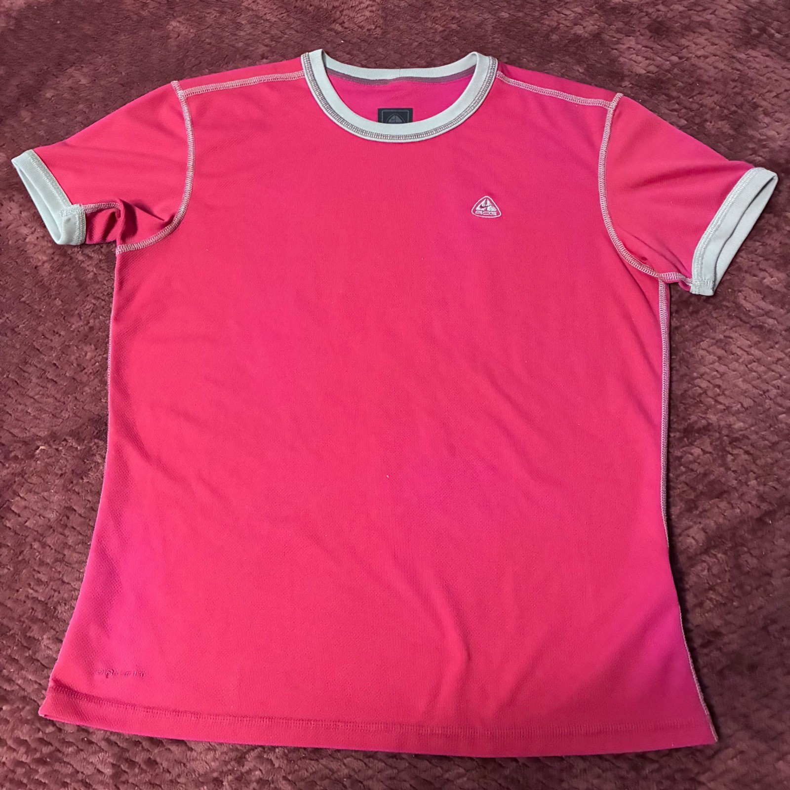 Nike ACG Dri-FIT Base Layer T-Shirt Womens Small Pink Vintage Gorpcore Hiking