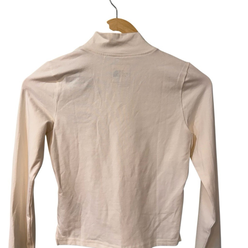 NWT The North Face Long Sleeve Evolution Fitted Small Gardenia White
