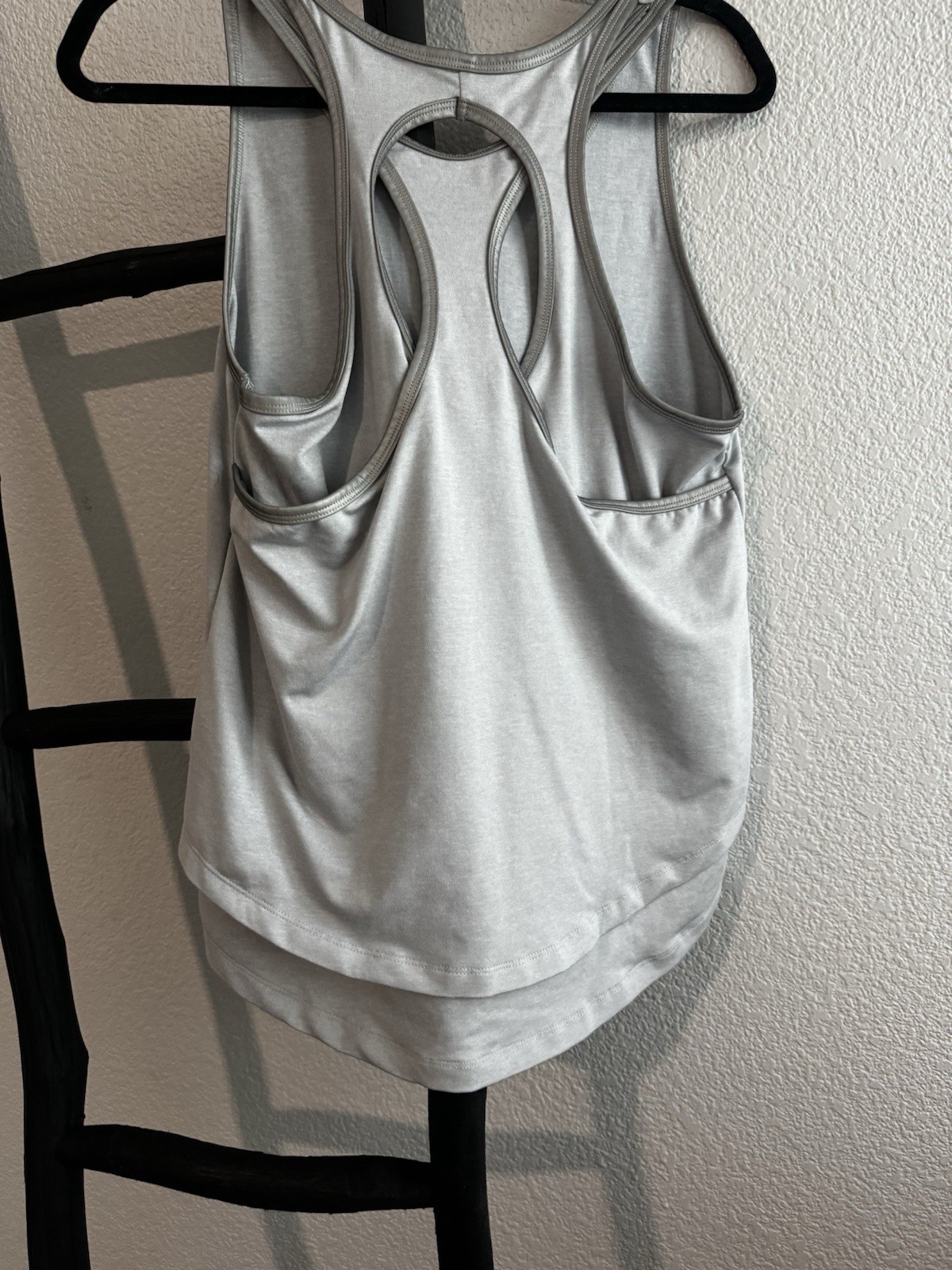 Max Studio Performance Women’s Gray Racerback Tank Top S Lightweight Stretch