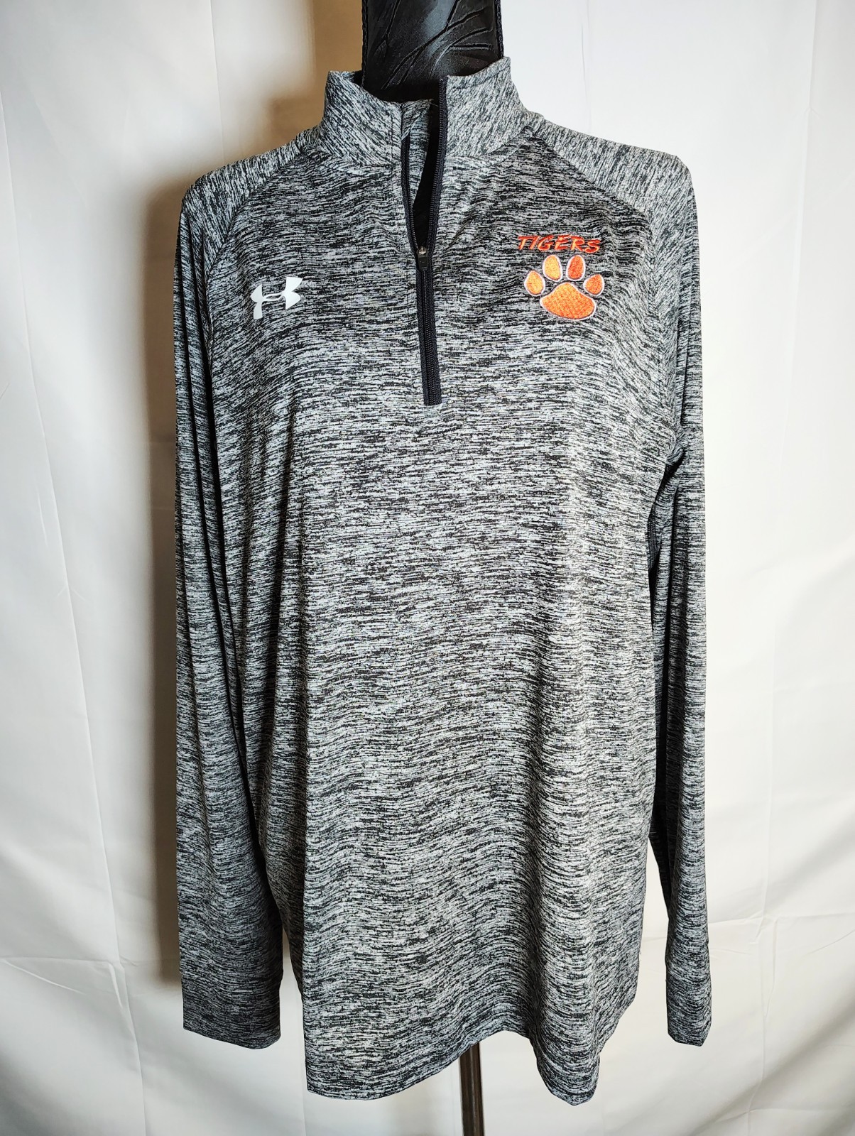 UNDER ARMOUR Womens Multi Gray Long Sleeve Shirt With Orange TIGERS Logo Size…