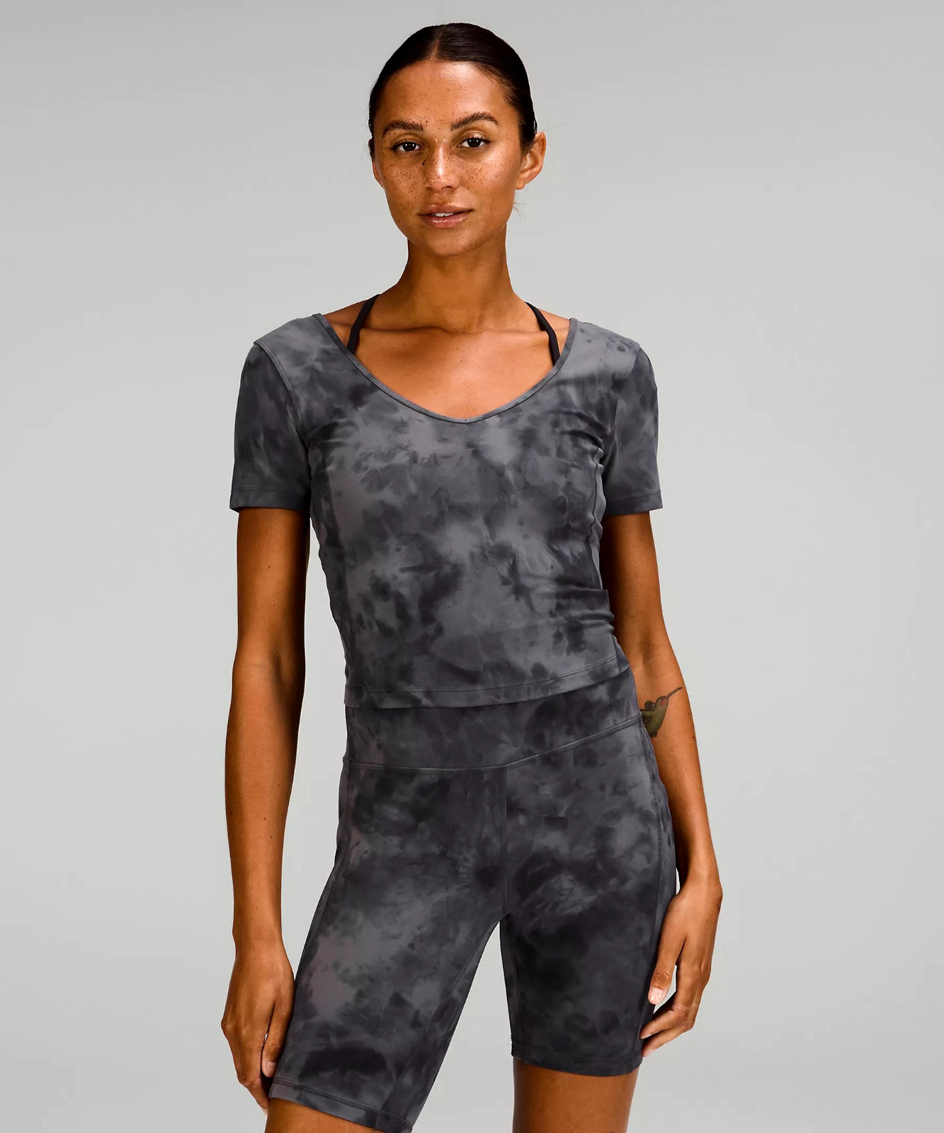 LULULEMON ALIGN TEE, DIAMOND GRAPHITE GREY, NWT $78, 4