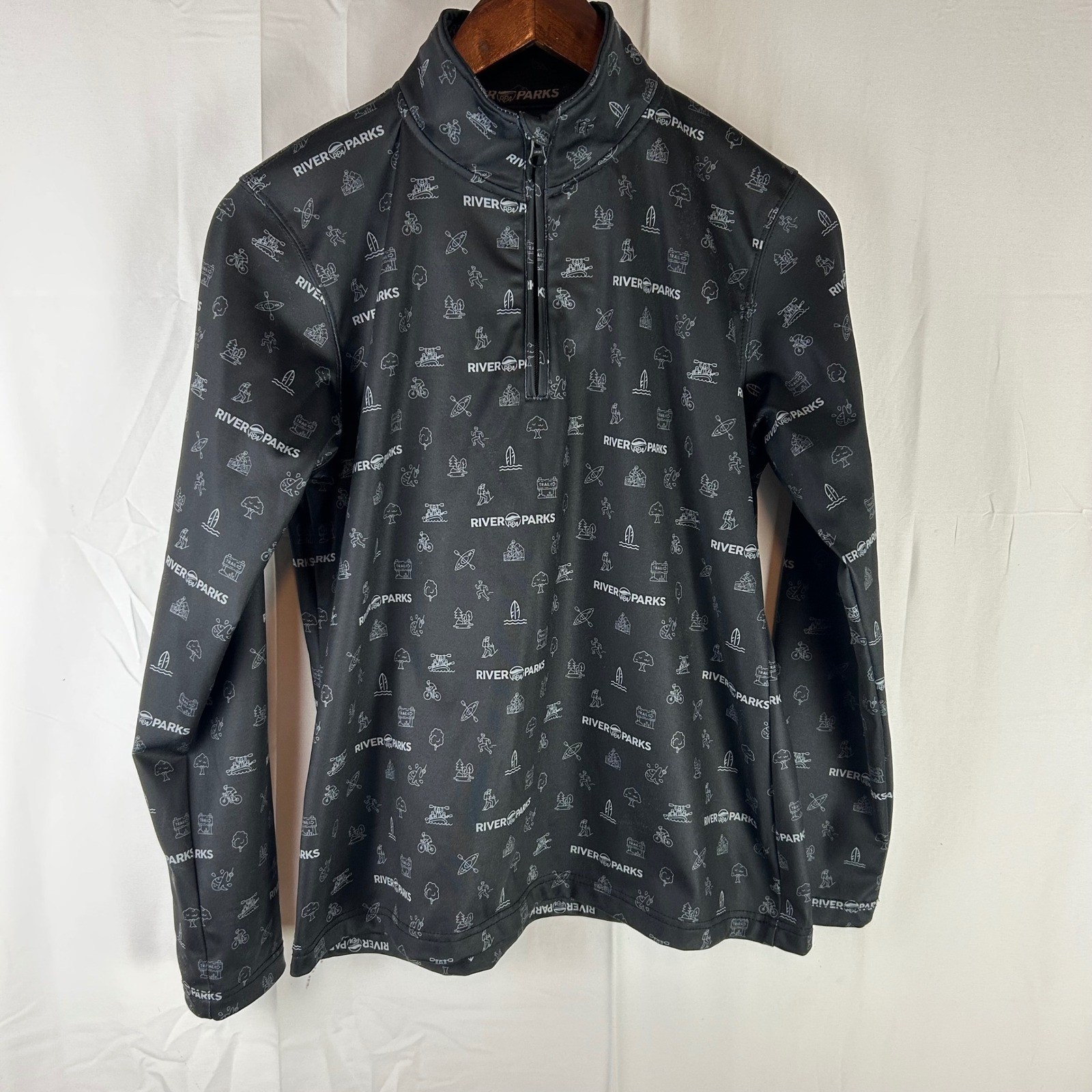 Forged Fabrics Quarter Zip Pullover Womens Small Black River Parks Graphic Print