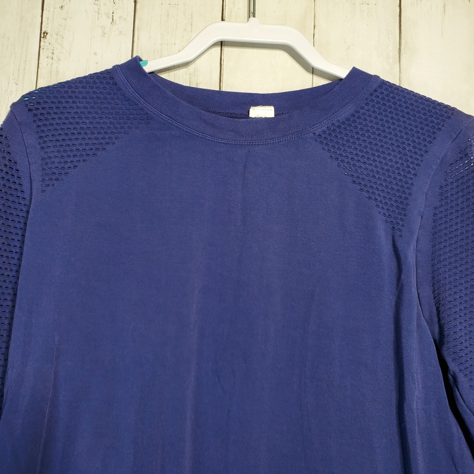 Fabletics Navy Crew Neck Mesh Long Sleeves Stretchy Top *Read*