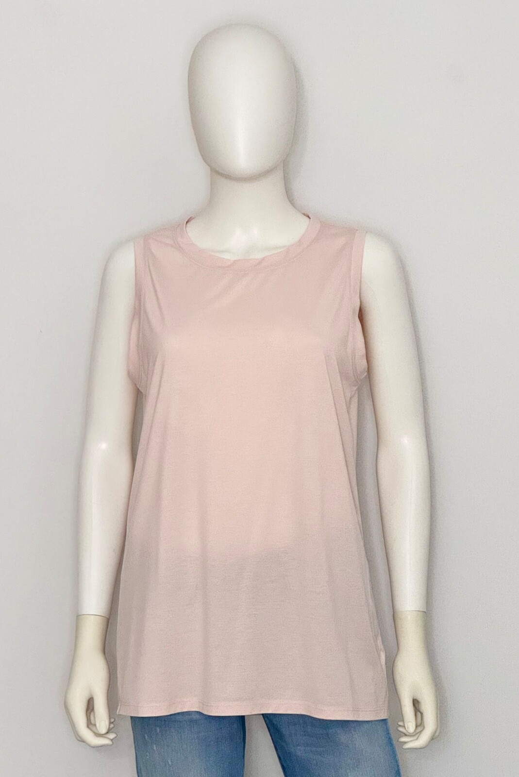 Athleta Womens Tank Top M Peach Sleeveless Lightweight Breathable Logo