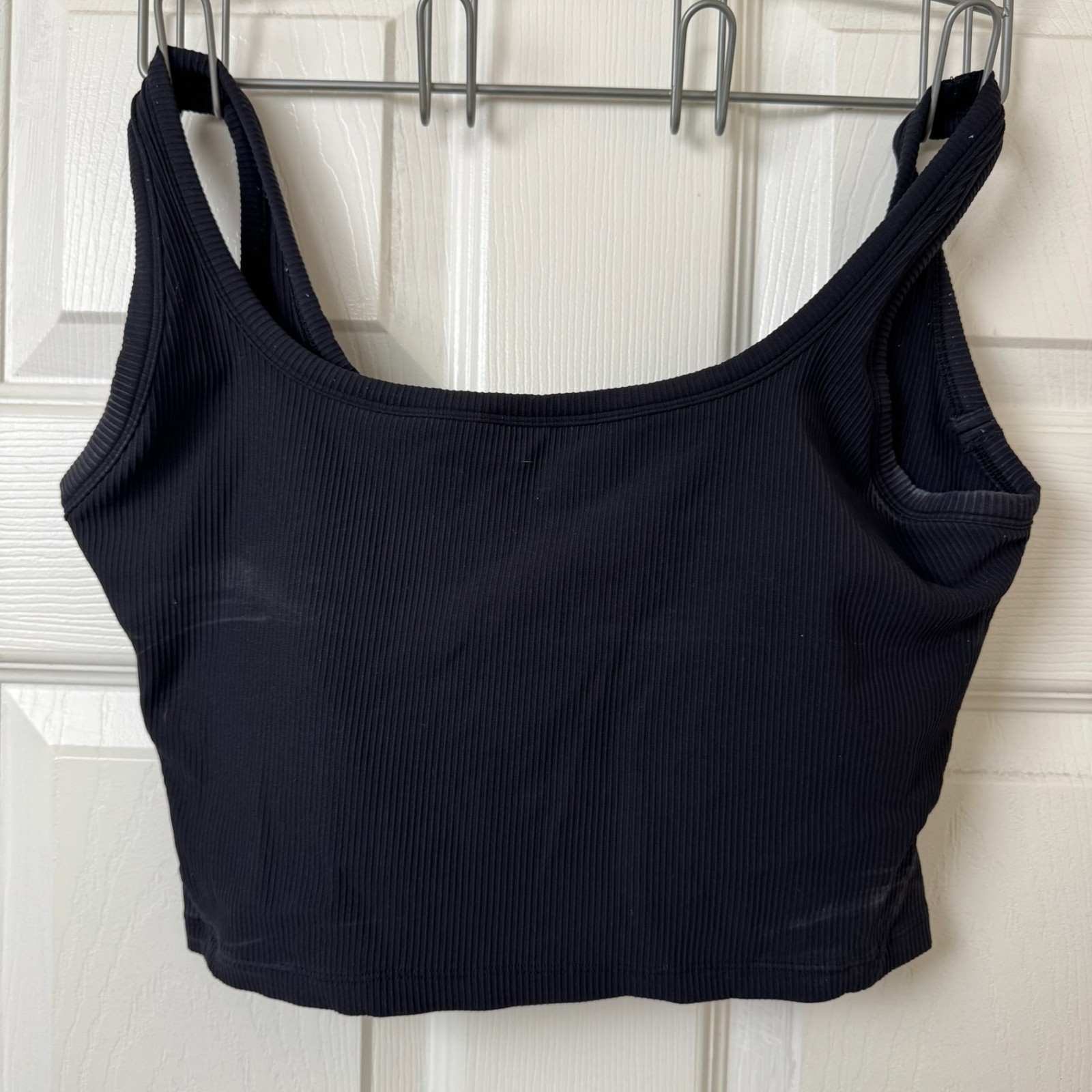 Women’s Ribbed Sports Bra Crop Top Black Size 8 Stretch Athletic Tank Needs Wash