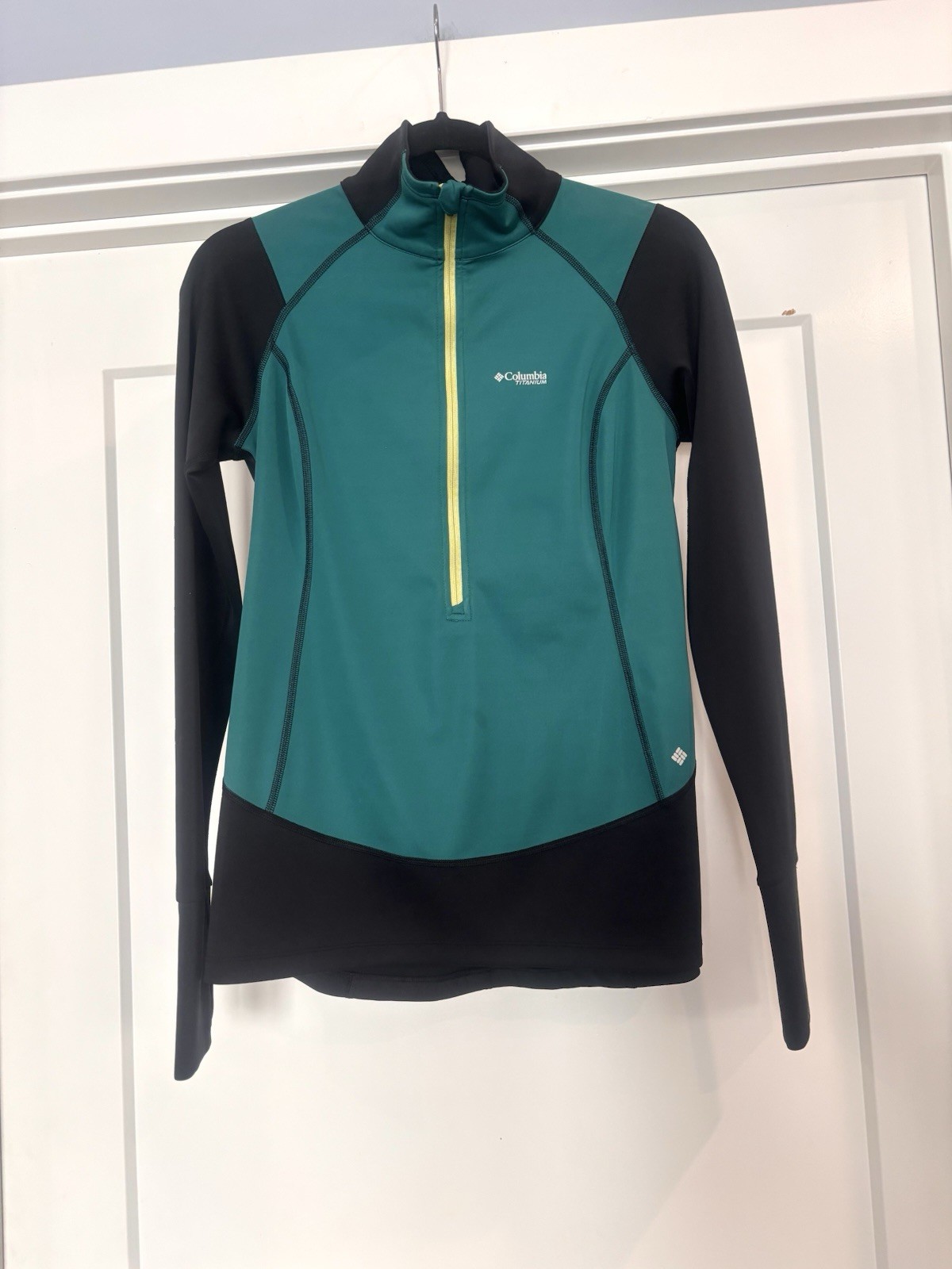 Columbia Titanium Teal & Black Omni-Wick 1/2 Zip Long Sleeve Activewear Top Sz M