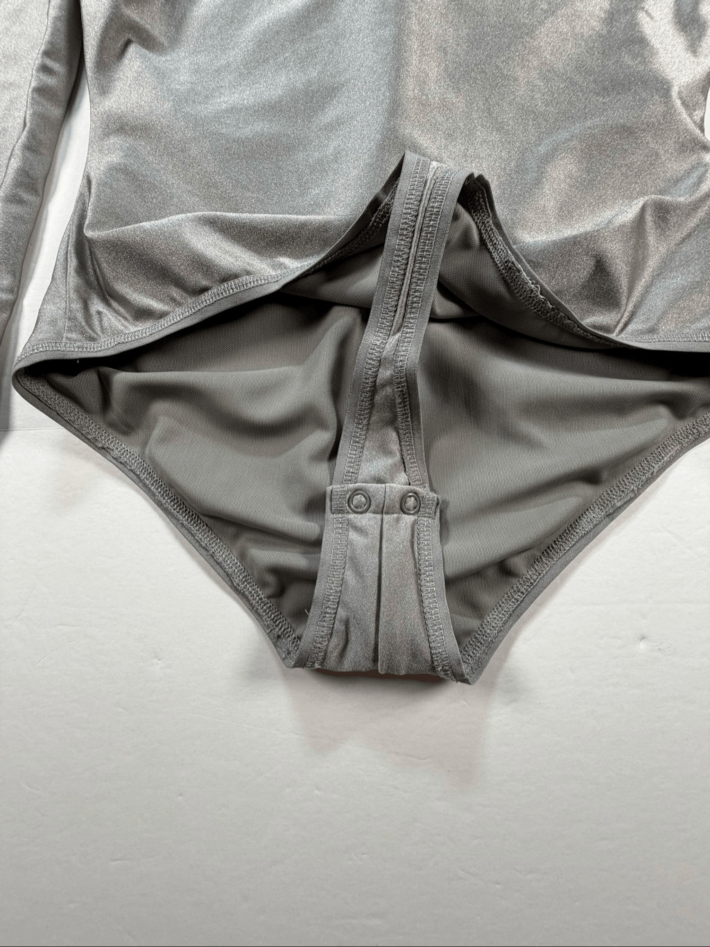 SKIMS Shine Zip Front Long Sleeve Bodysuit Gray Silver Metallic Size Large