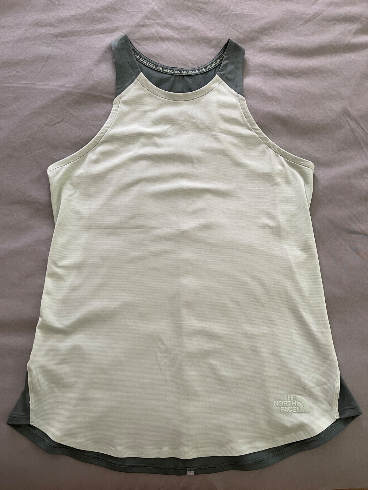 The North Face Mountain Athletics Womens FlashDry RacerBack Tank Top Green Small
